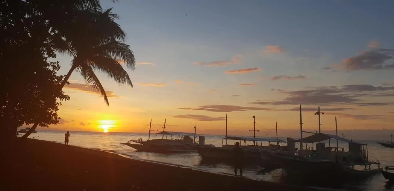 AivyMaes Divers Resort