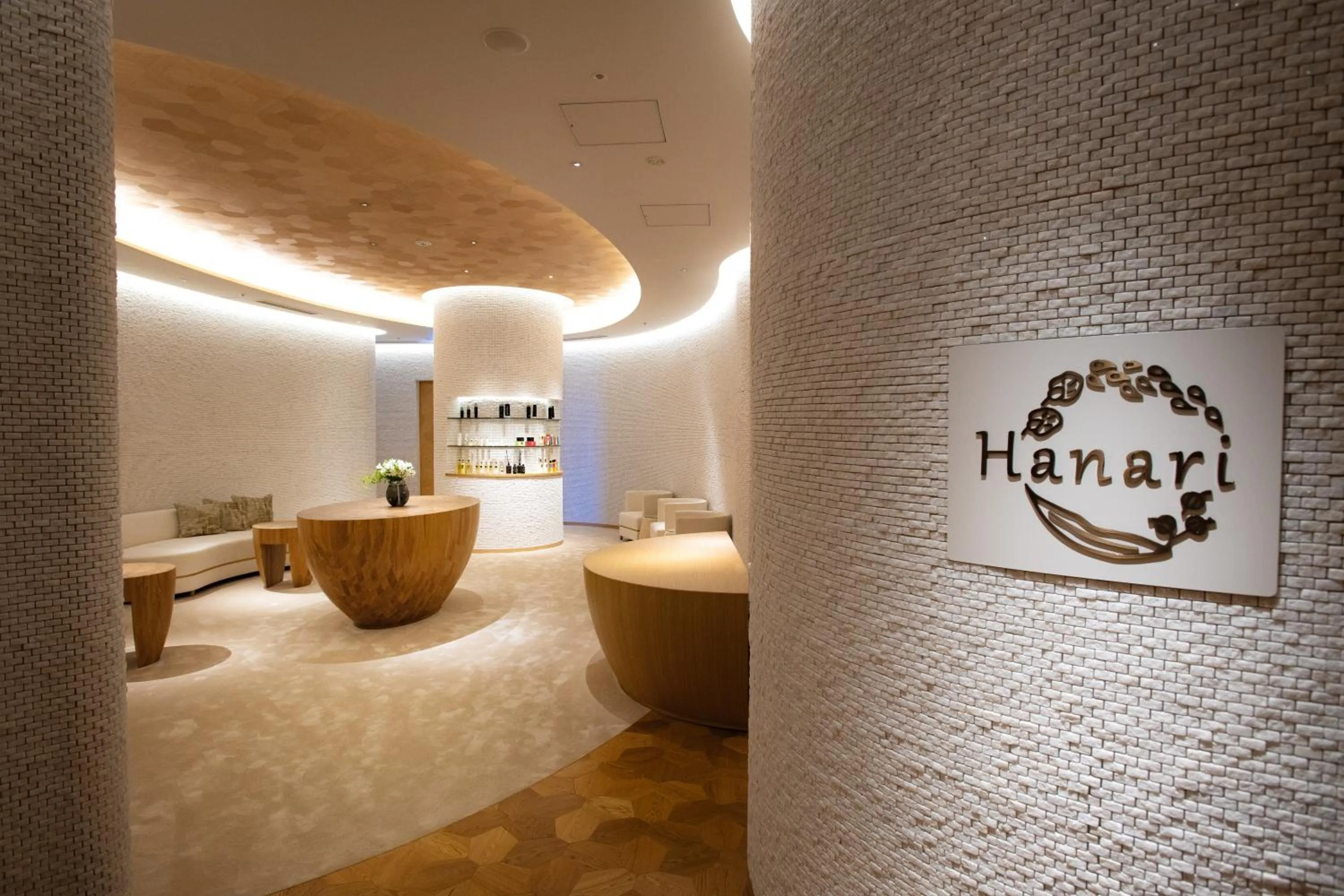Spa and wellness centre/facilities in Hyatt Regency Seragaki Island Okinawa