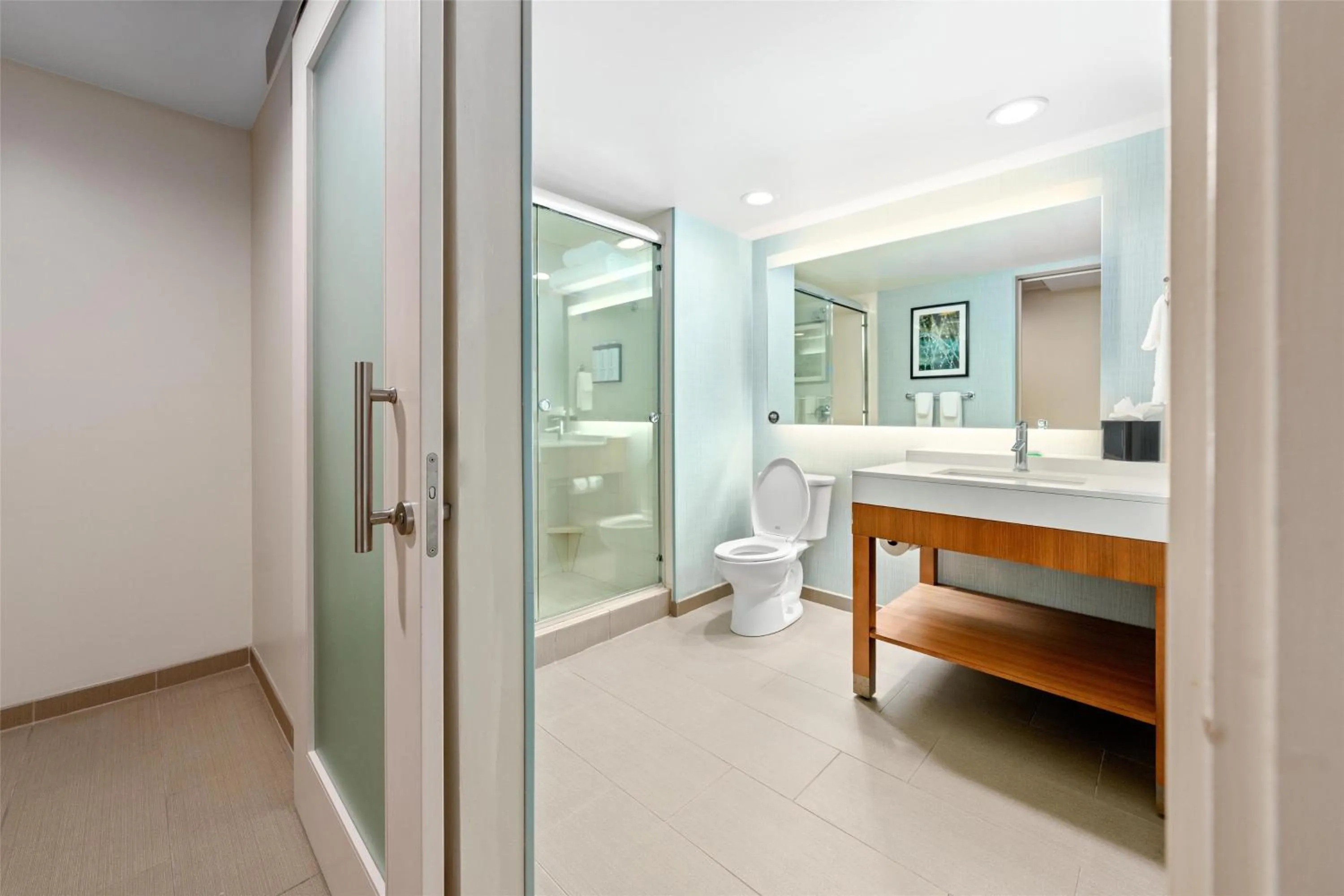 Bathroom in Hyatt Place Ocean City Oceanfront