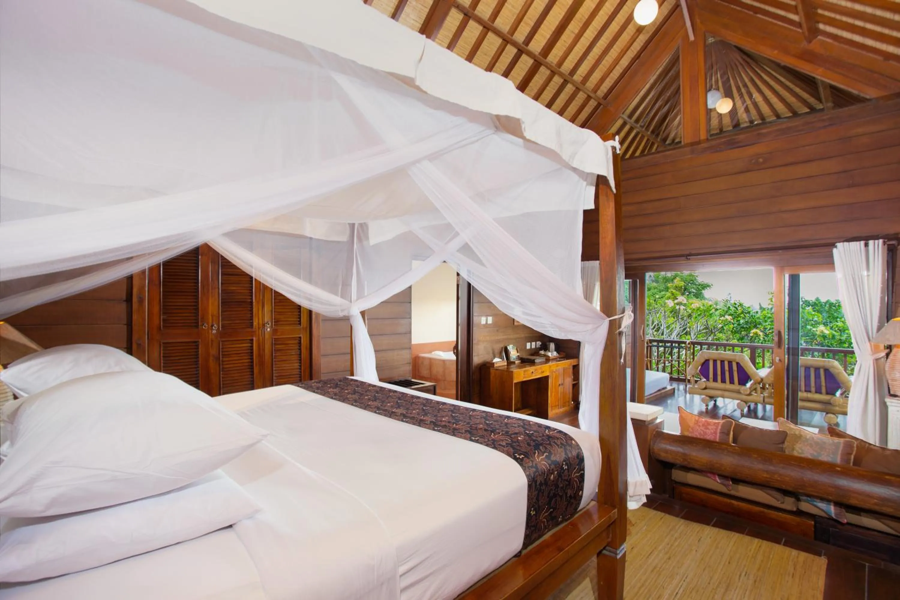 Bed in Tegal Sari Accommodation Ubud
