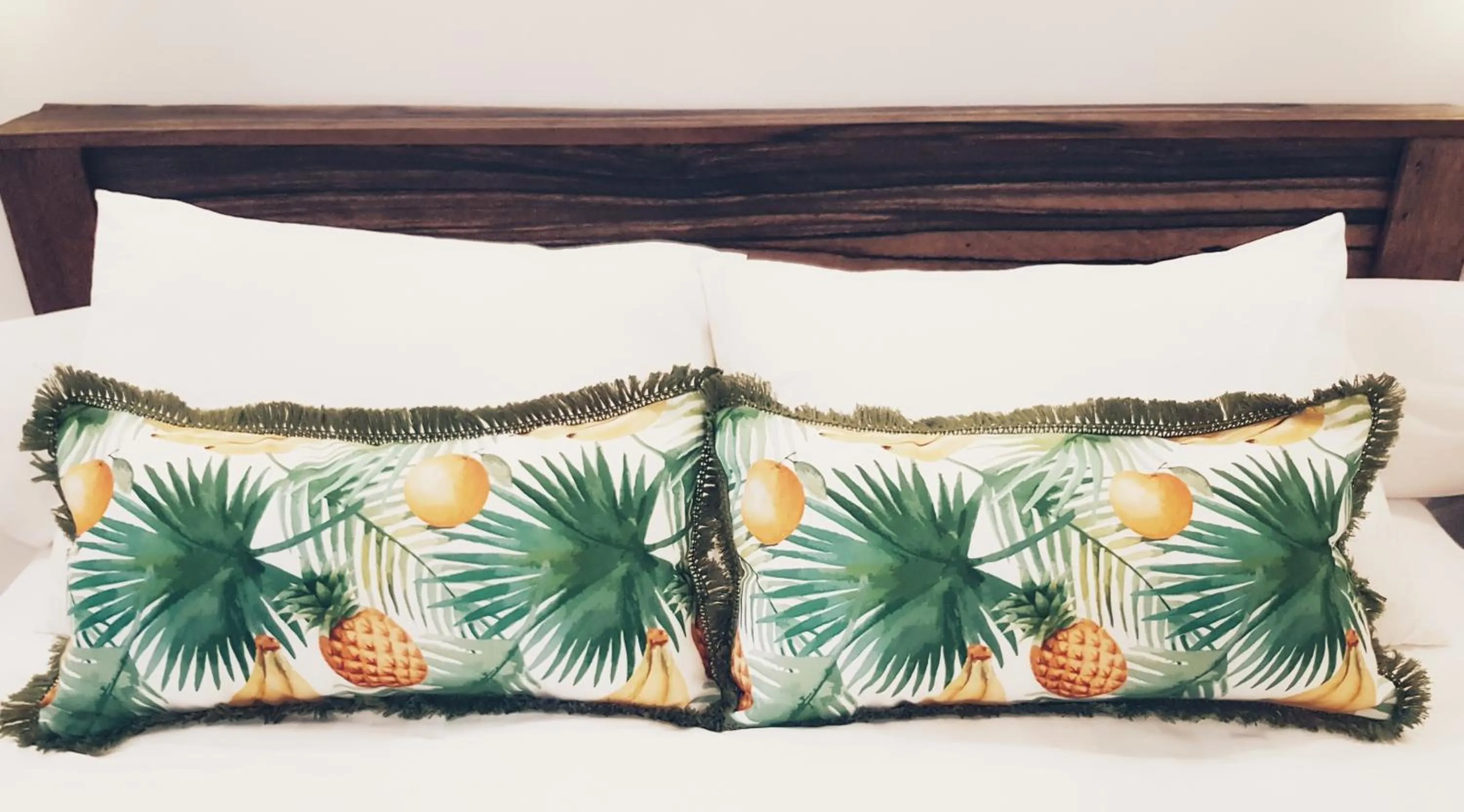 Bed in Havana Hideaway