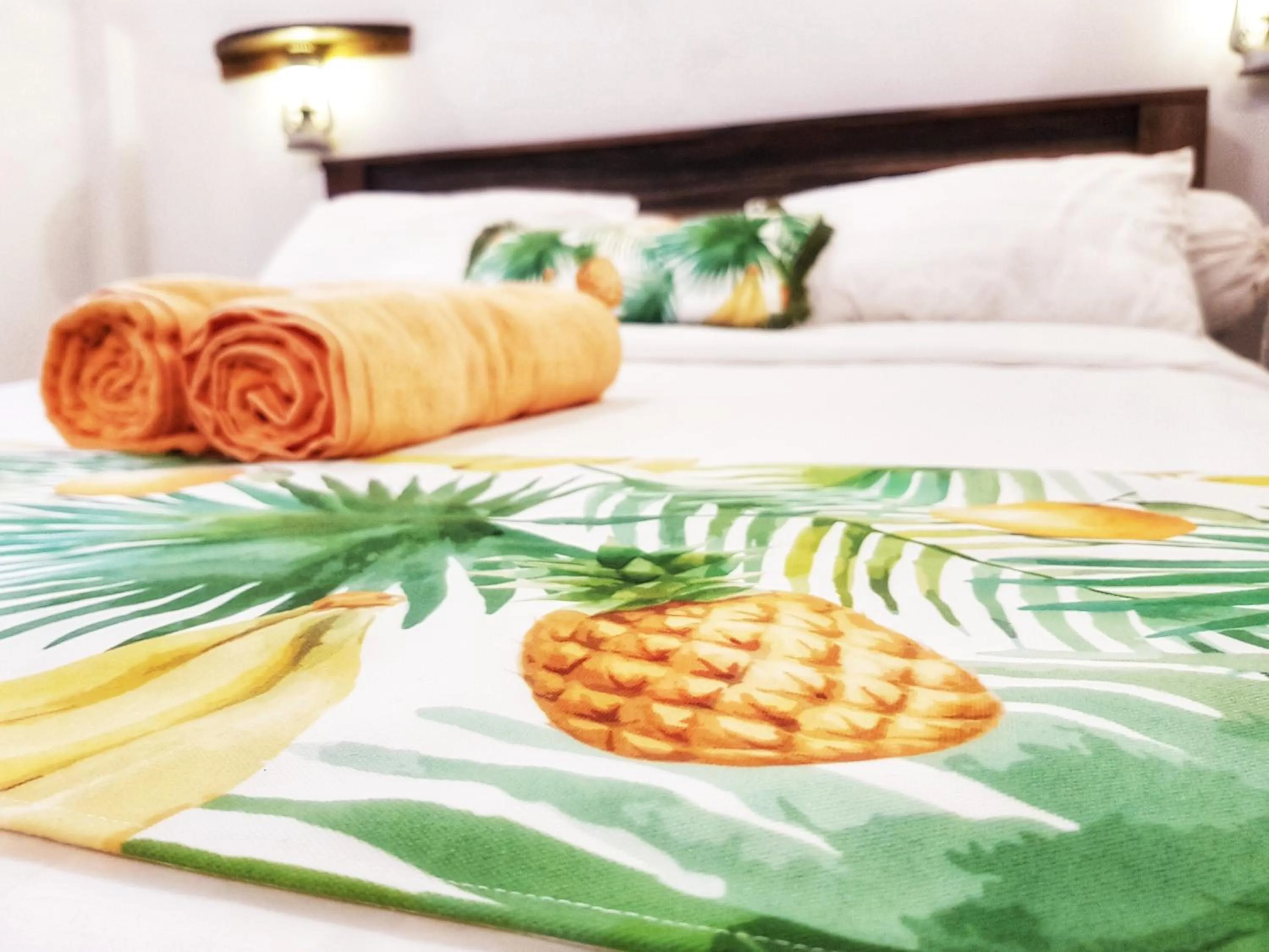 Bed in Havana Hideaway