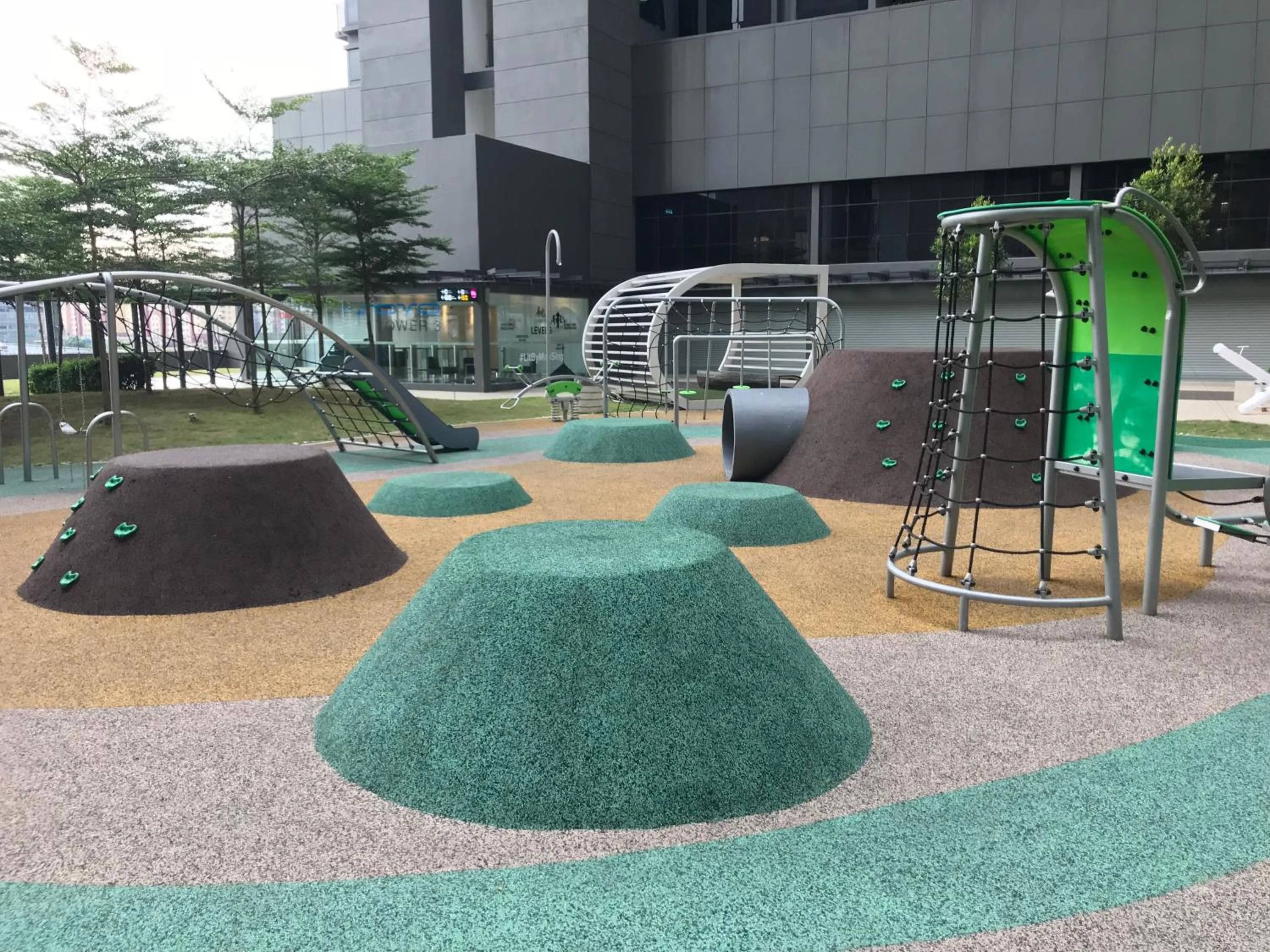 Garden in Minimalist Duplex @ Petaling Jaya & Sunway