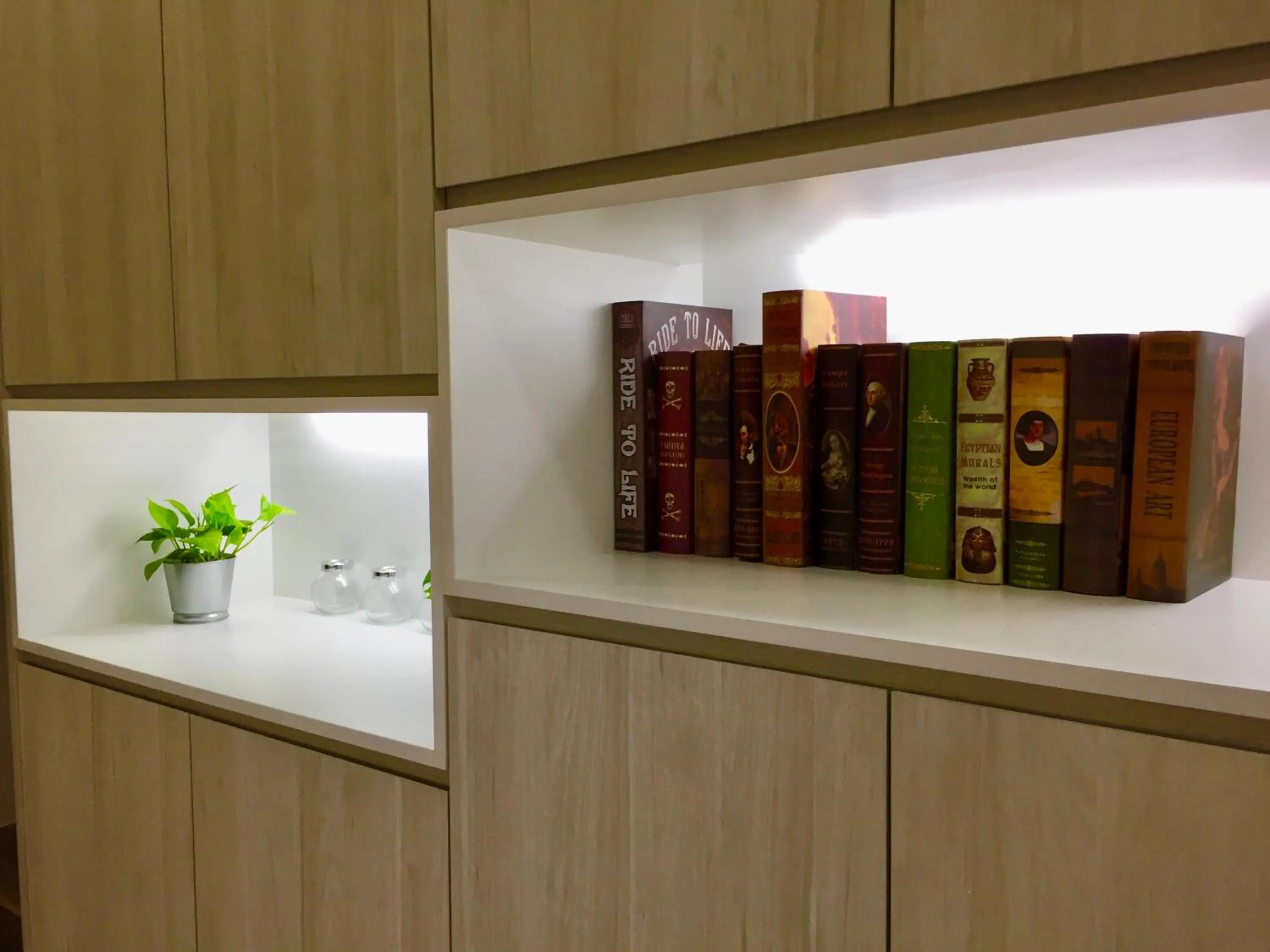 Living room in Minimalist Duplex @ Petaling Jaya & Sunway