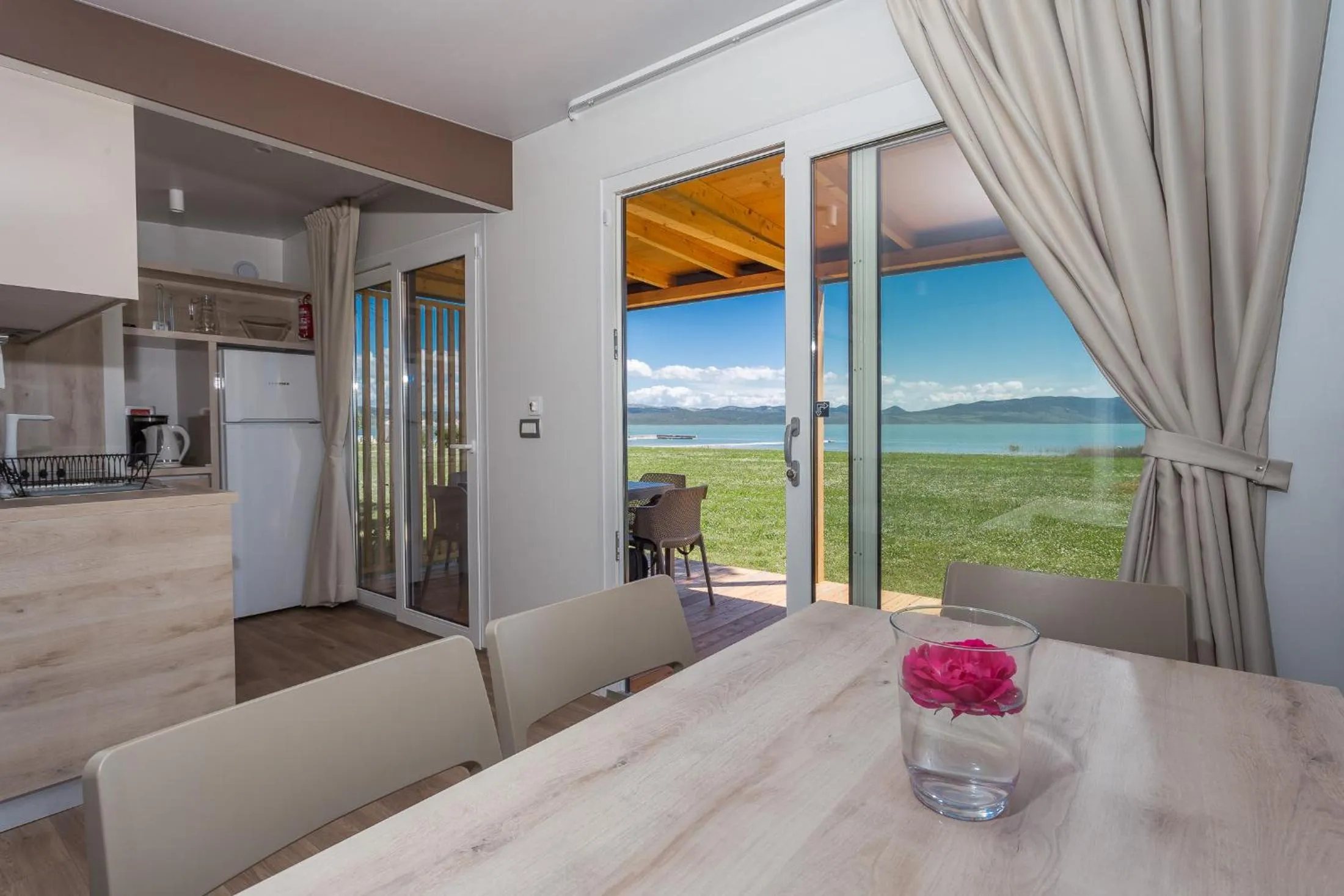 Dining area in Camp Vransko lake - Mobile homes