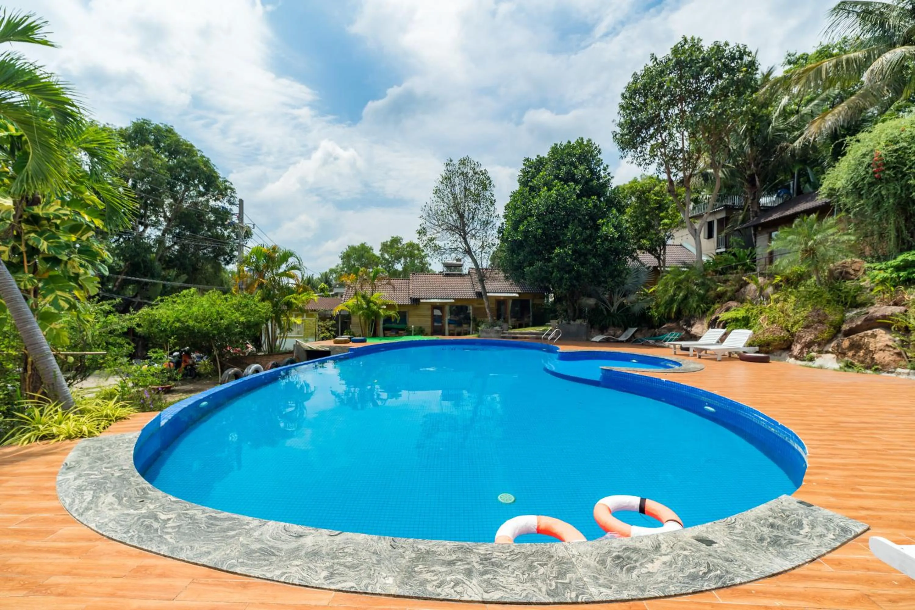 Swimming pool in Dendi Resort Phu Quoc