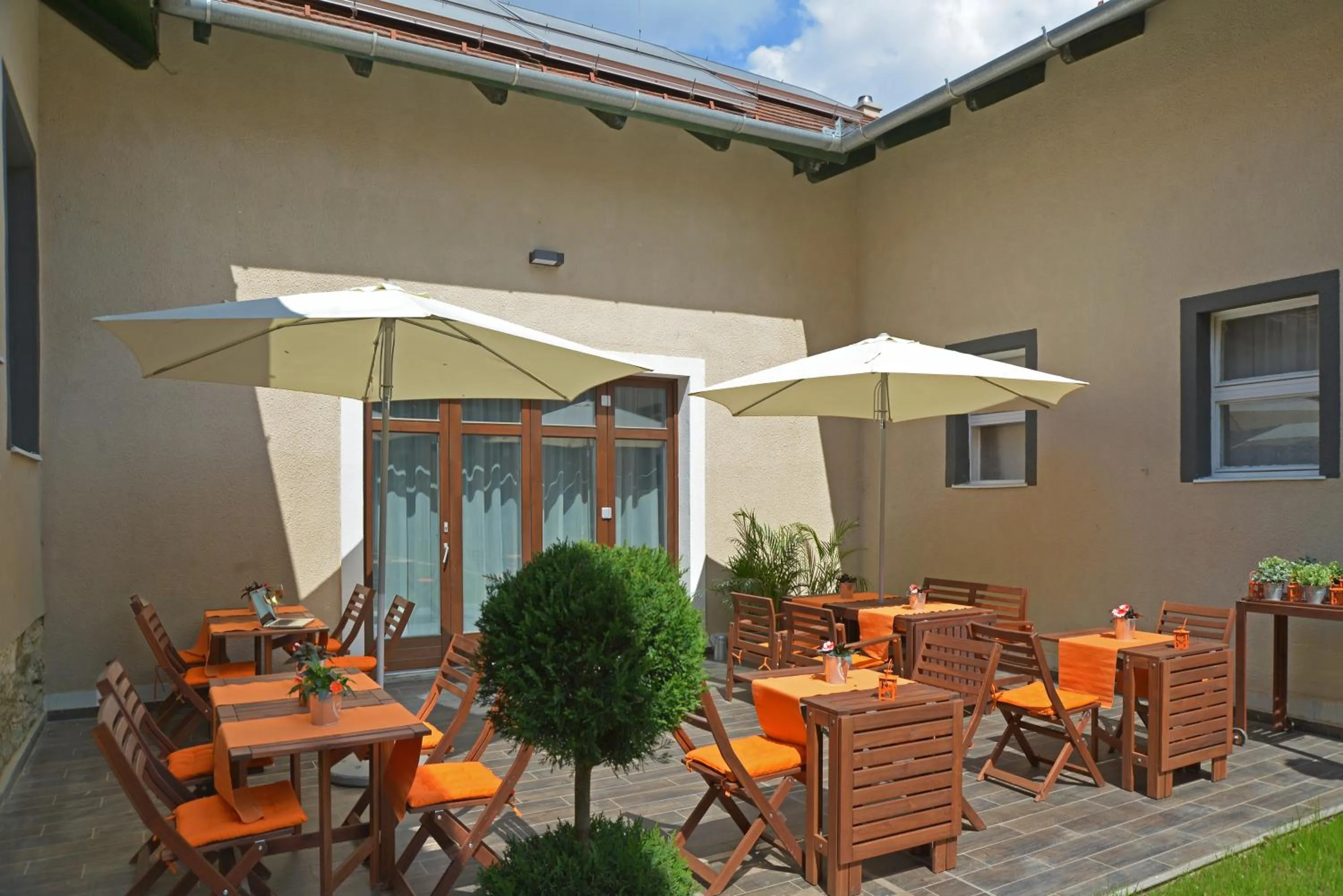 Patio in Garda Hotel