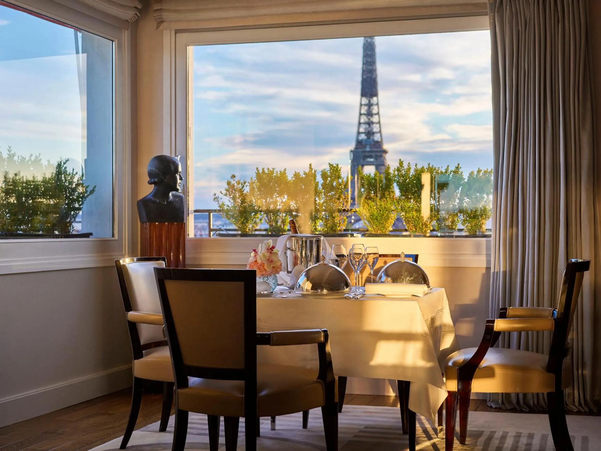 View (from property/room) in Hôtel Plaza Athénée - Dorchester Collection