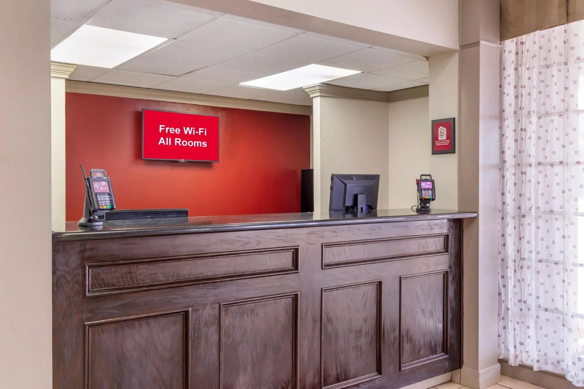 Lobby or reception in Red Roof Inn Dunn