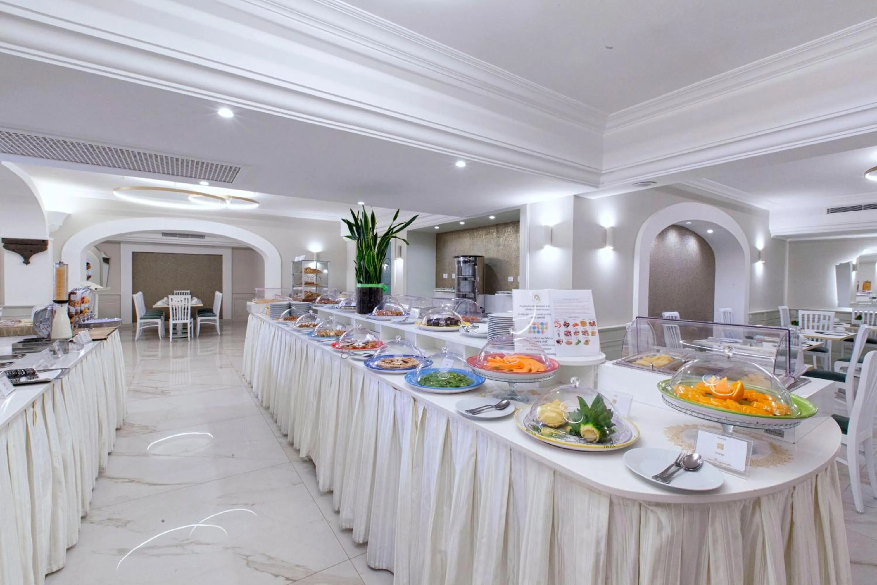 Breakfast in Hotel Michelangelo