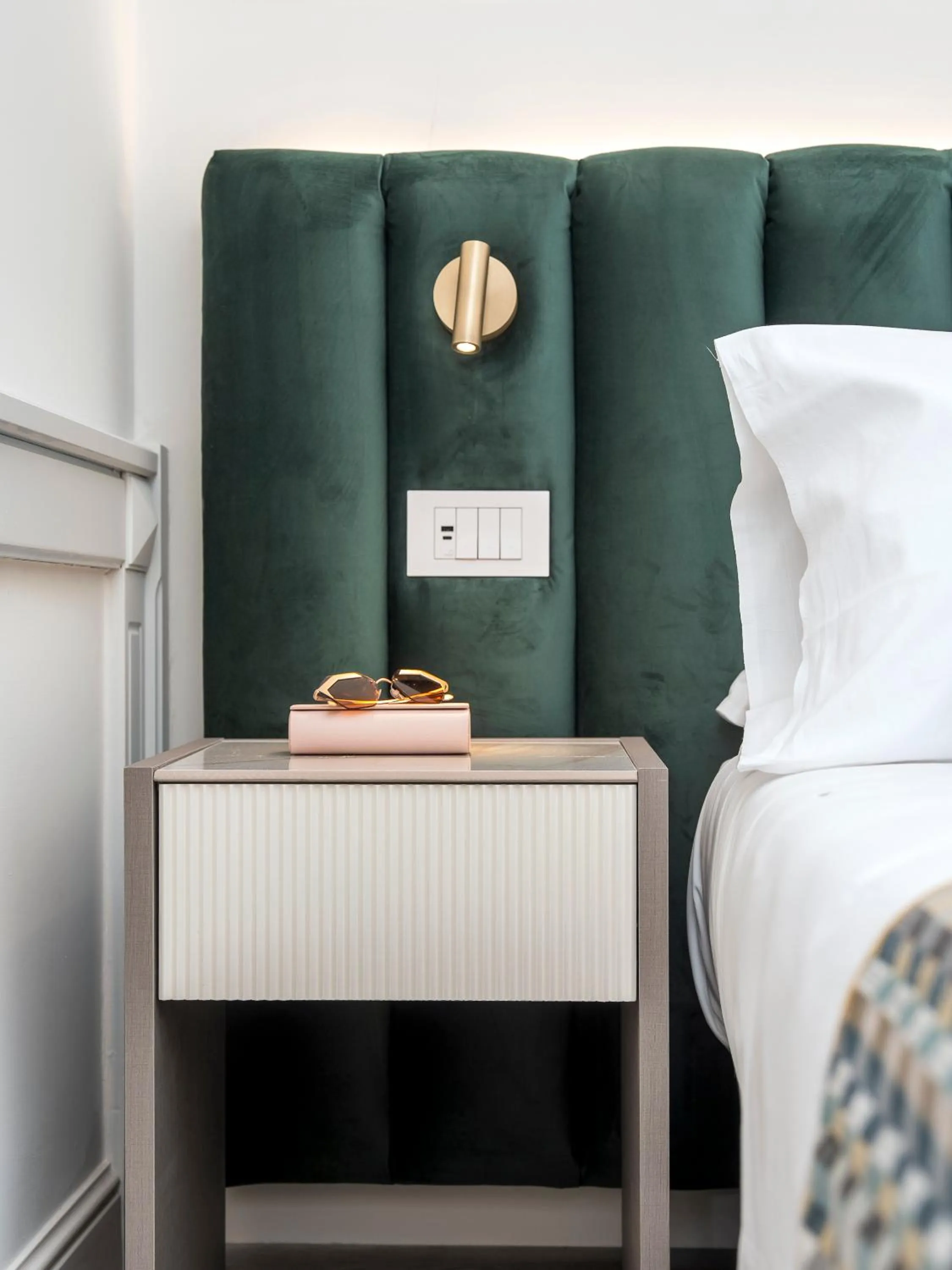 Bed in Hotel Michelangelo