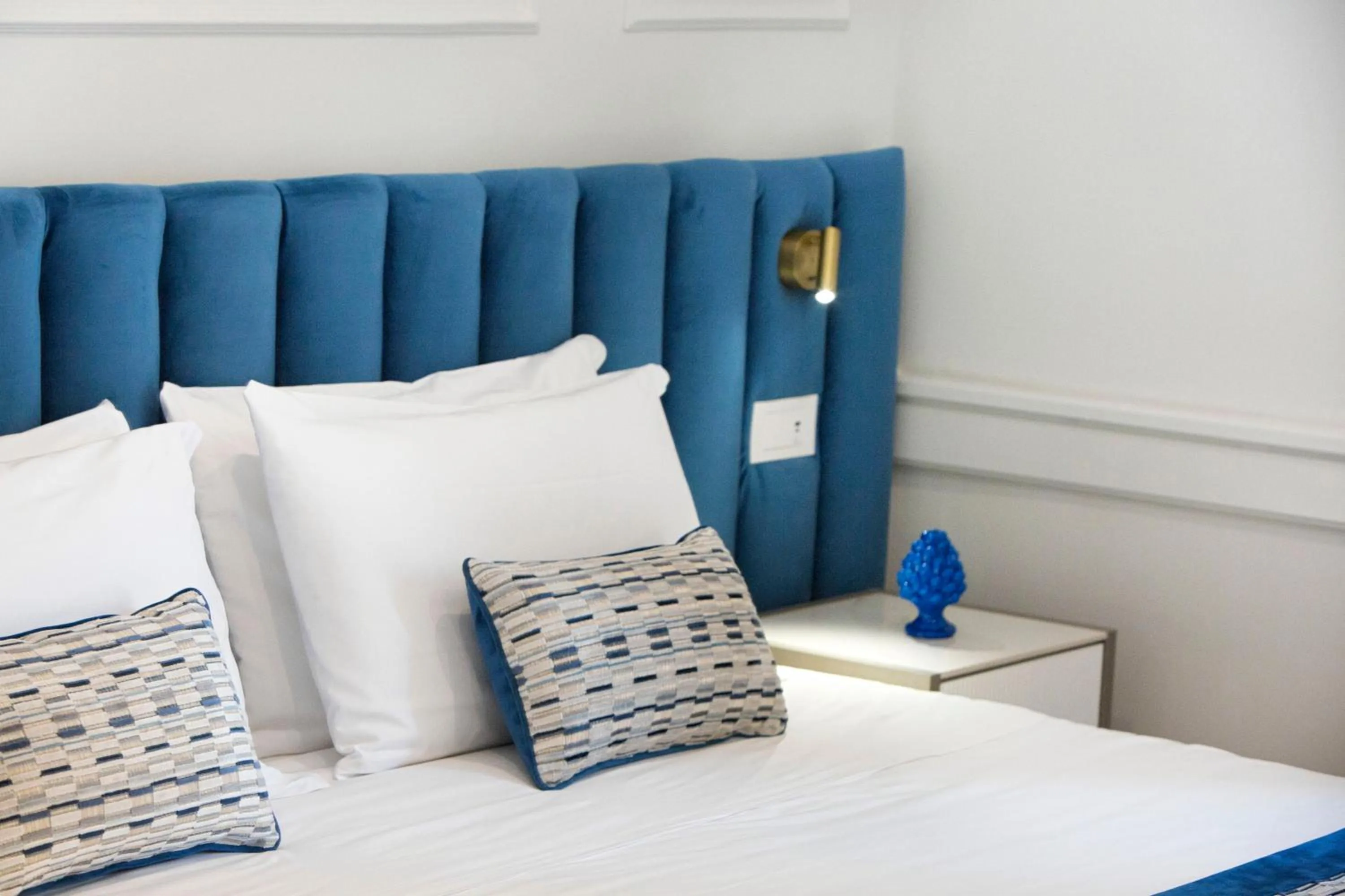 Bed in Hotel Michelangelo