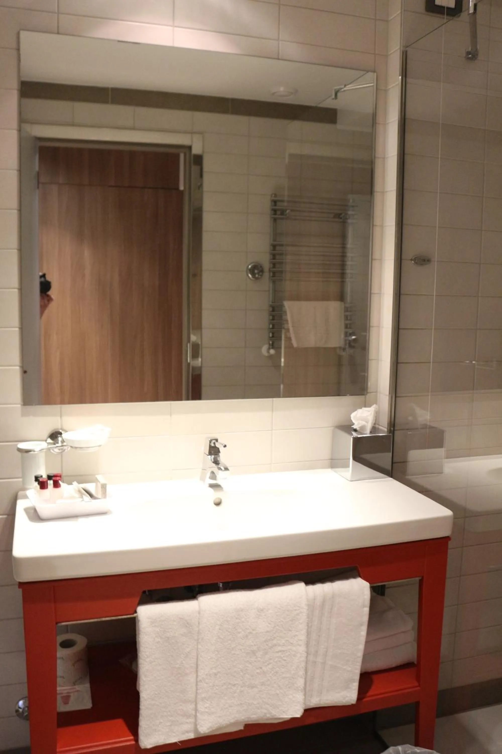 Shower in Hotel Mirasole International