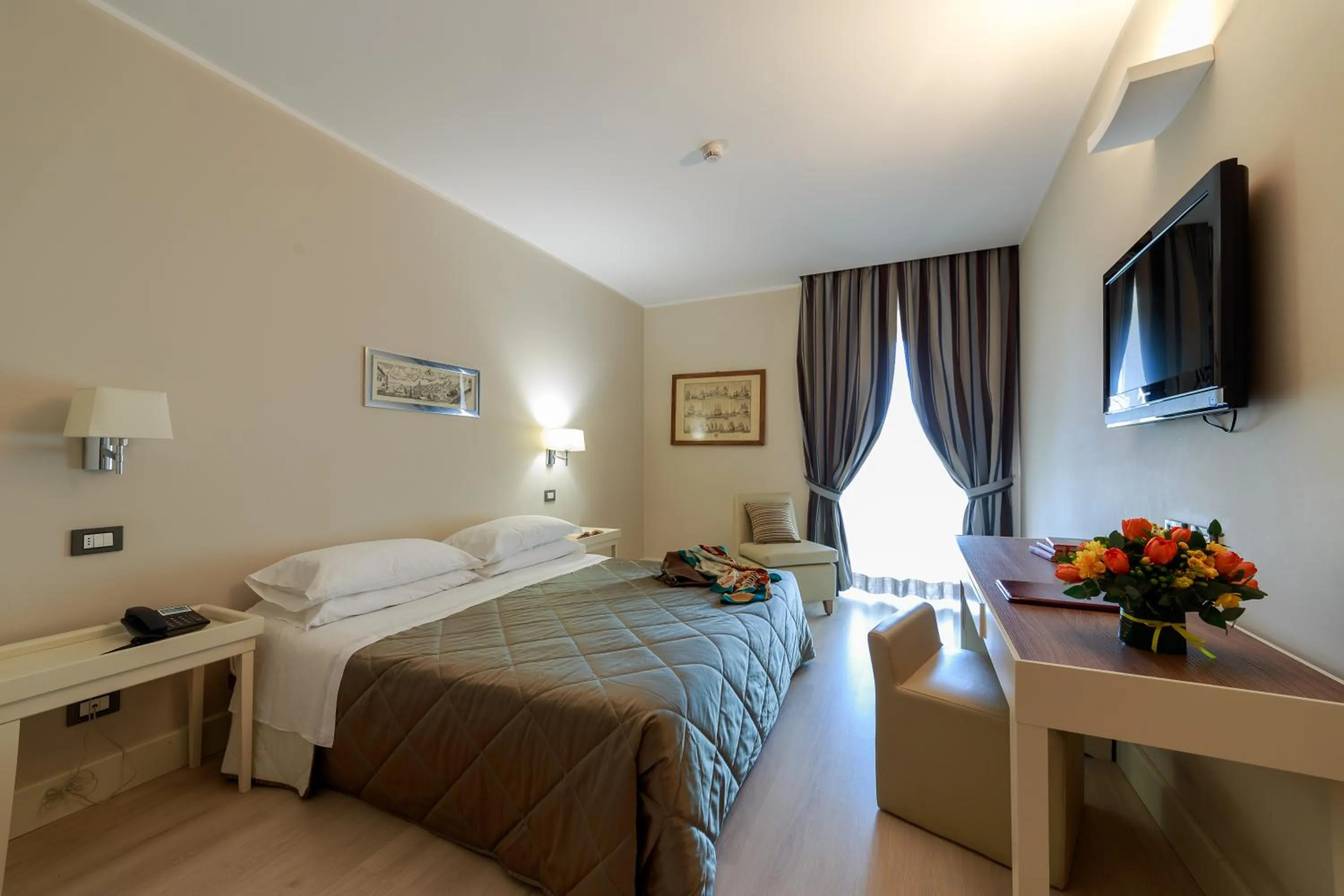 Photo of the whole room, Bed in Hotel Mirasole International