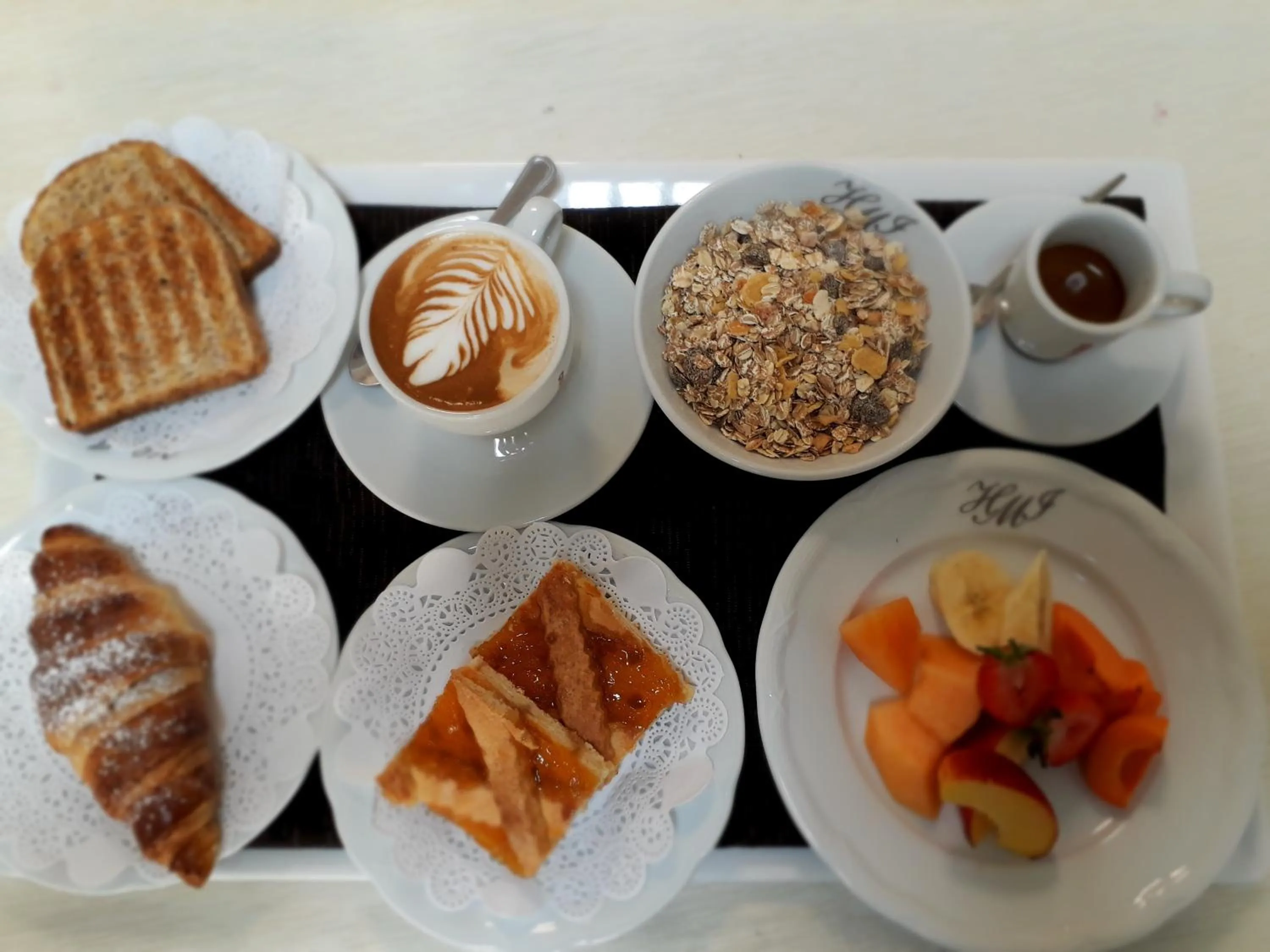 Breakfast in Hotel Mirasole International