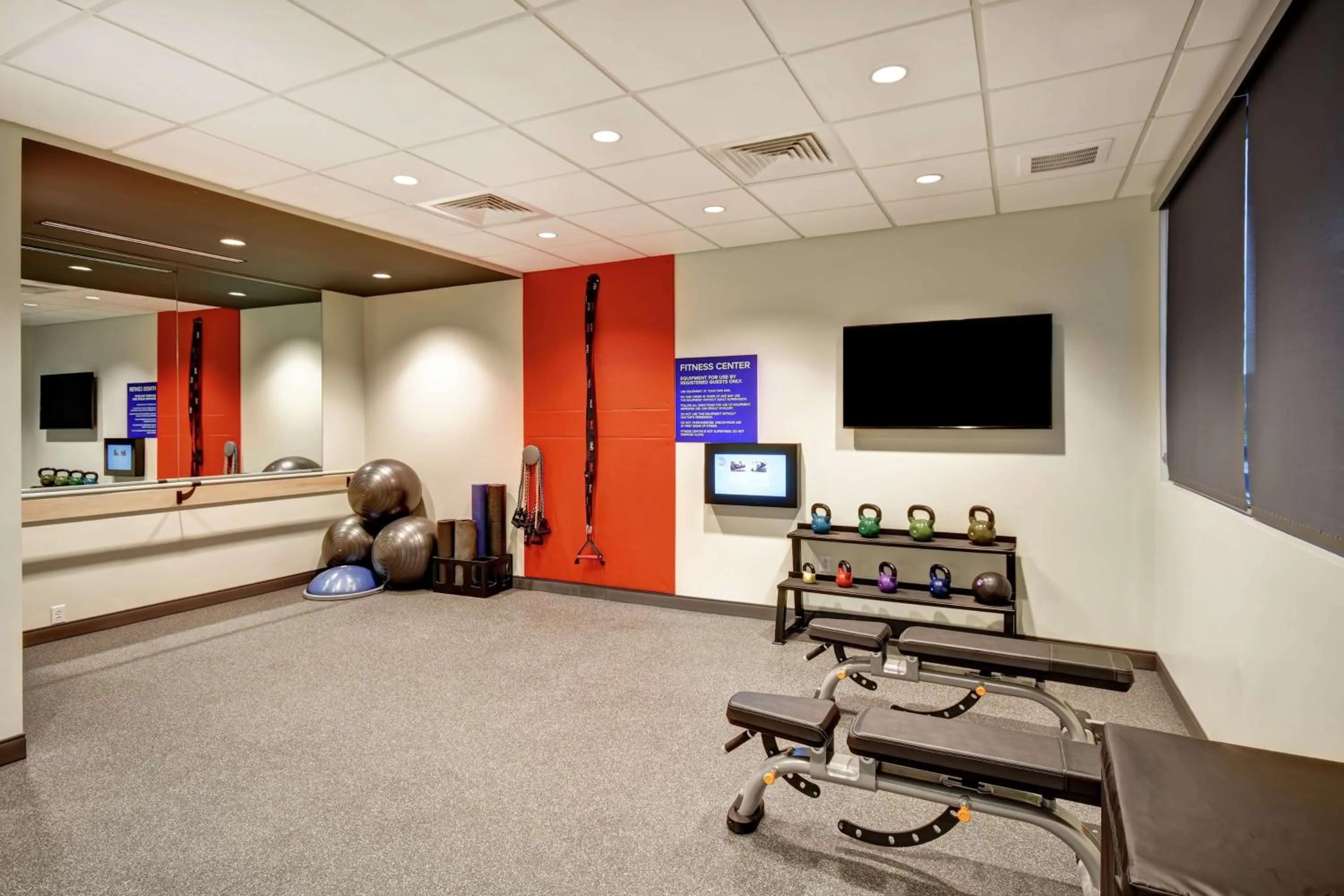 Fitness centre/facilities in Tru By Hilton Syracuse-Camillus