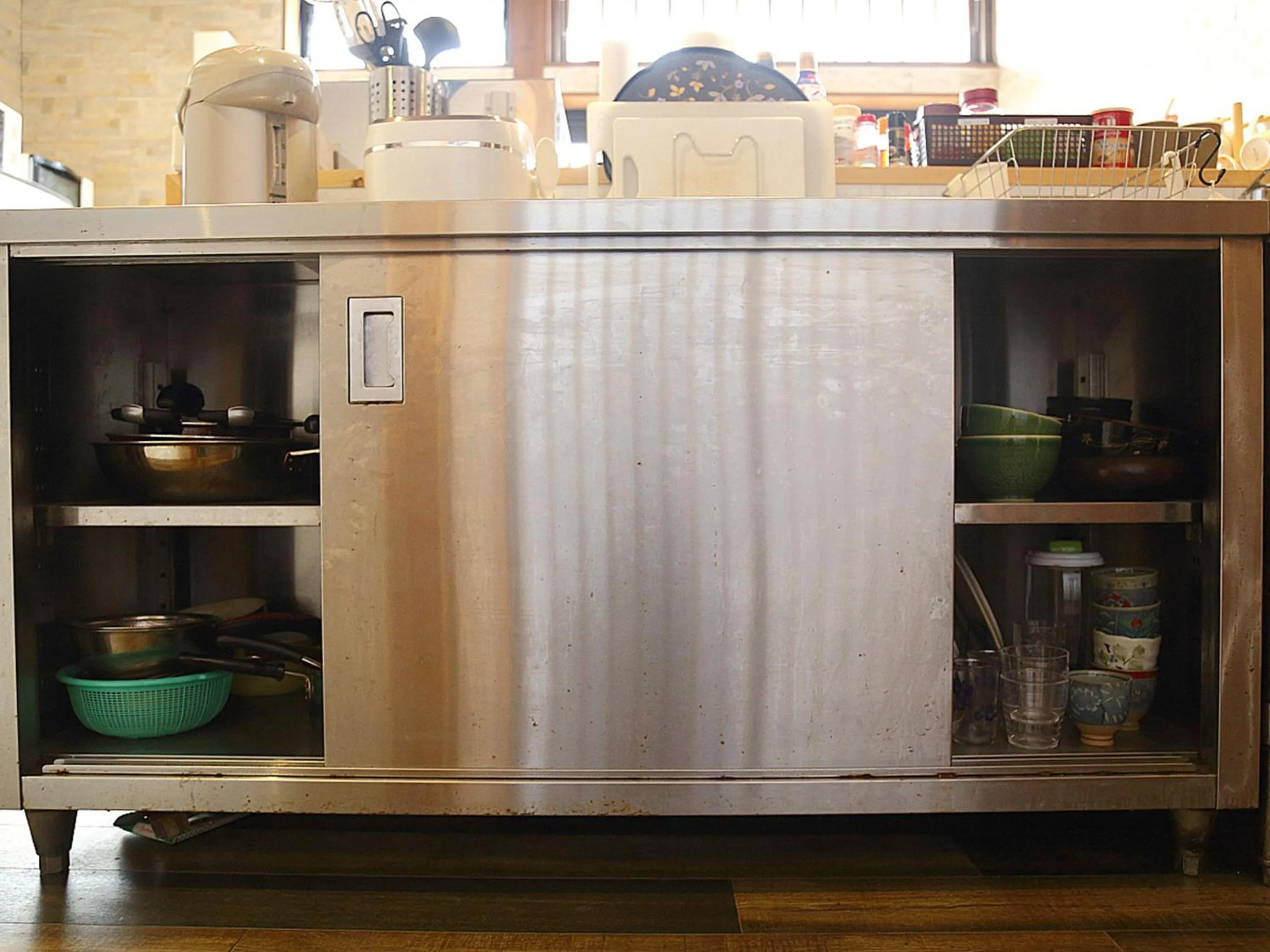 Communal kitchen in HOSTEL Co-EDO