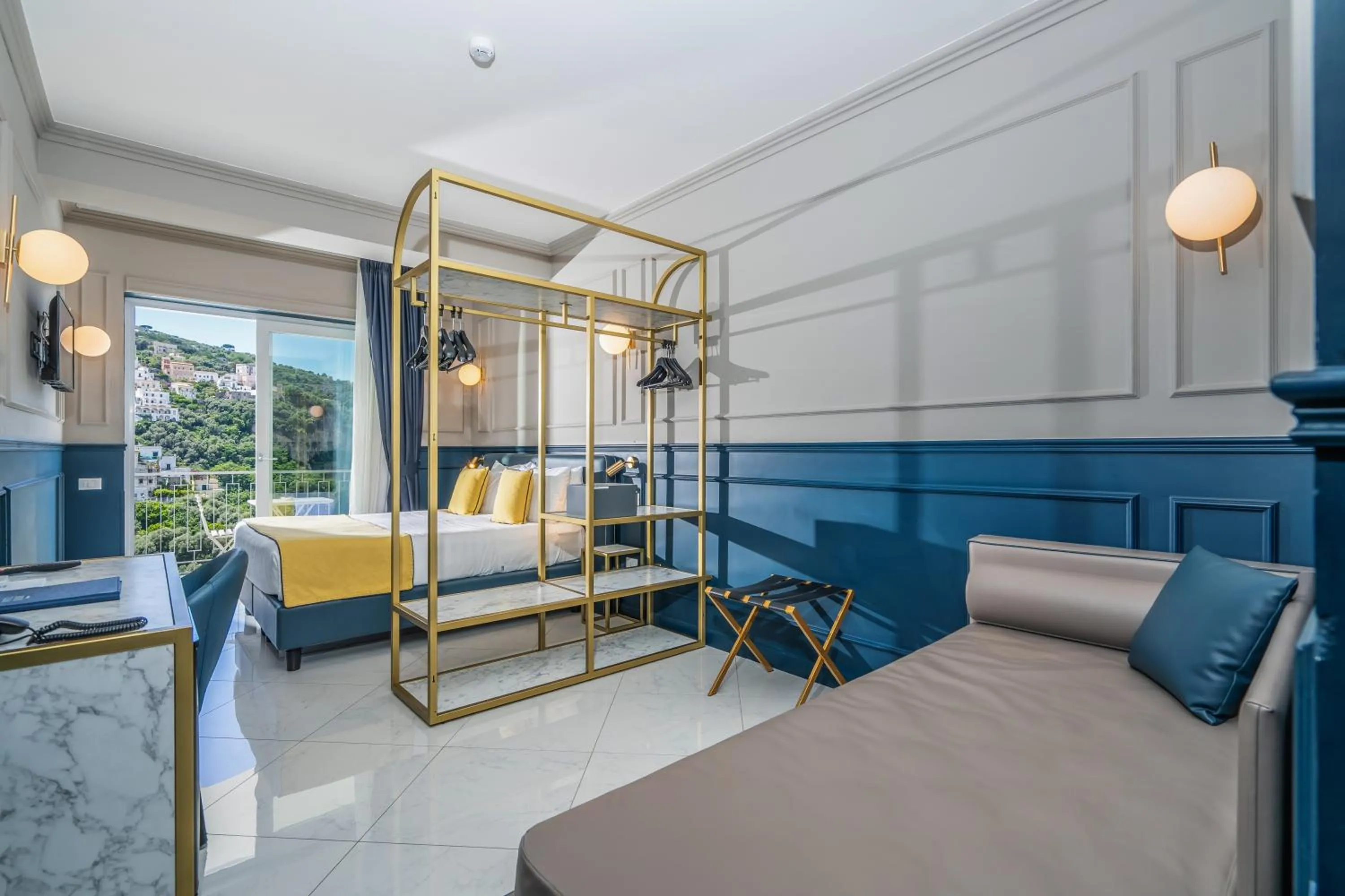 Bedroom, Bed in Hotel Mary