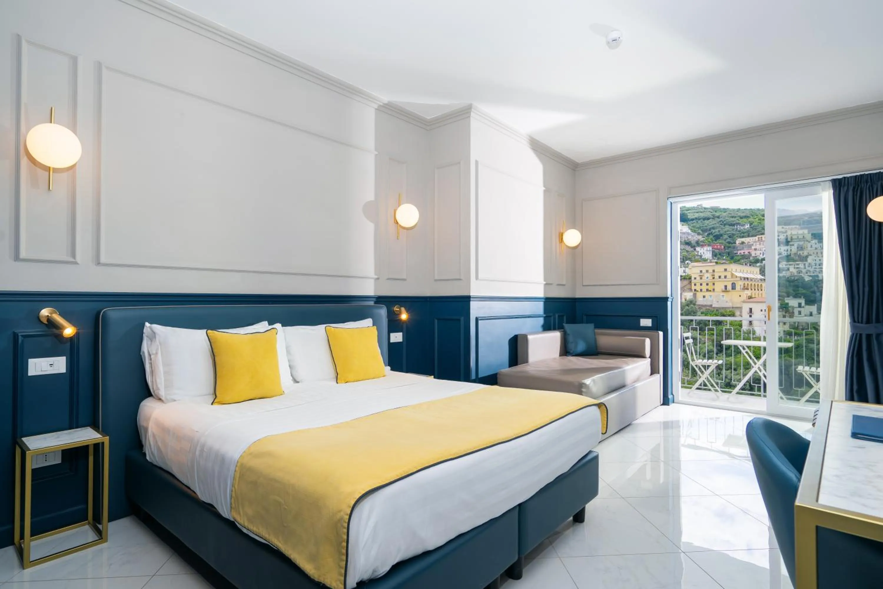 Bedroom, Bed in Hotel Mary