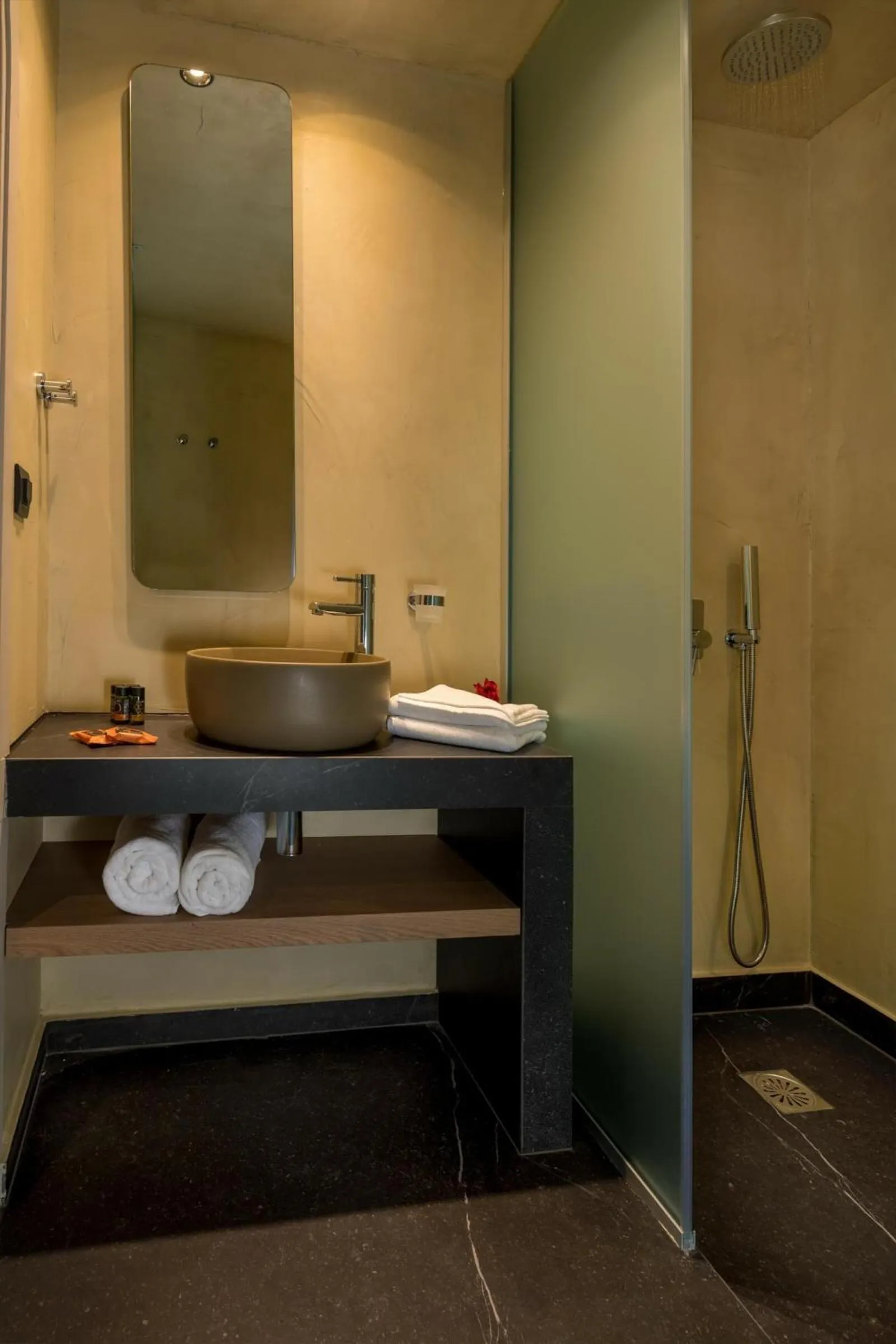 ELG Contessa Boutique Hotel