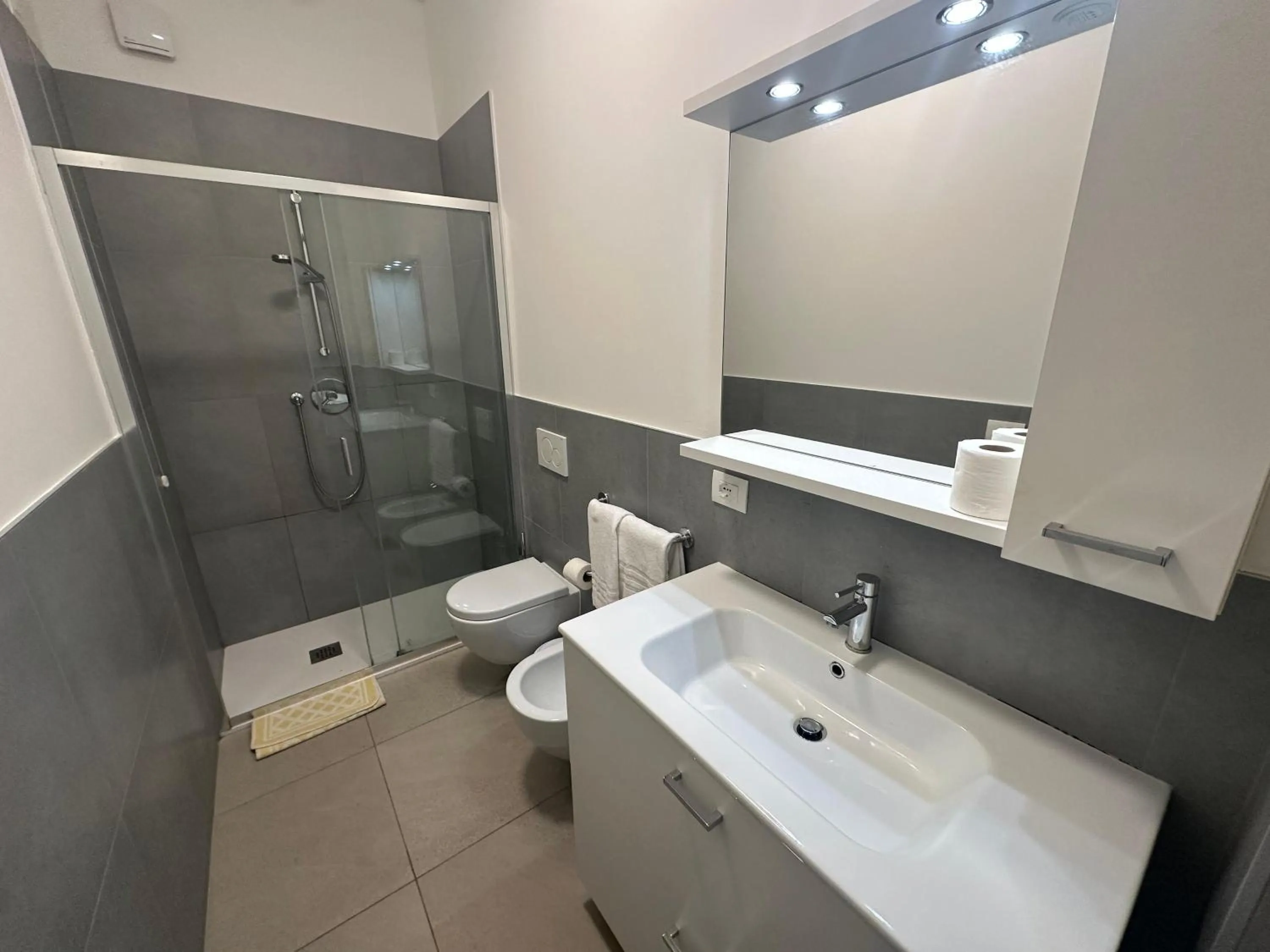 Shower in Residence Antares - Agenzia Cocal