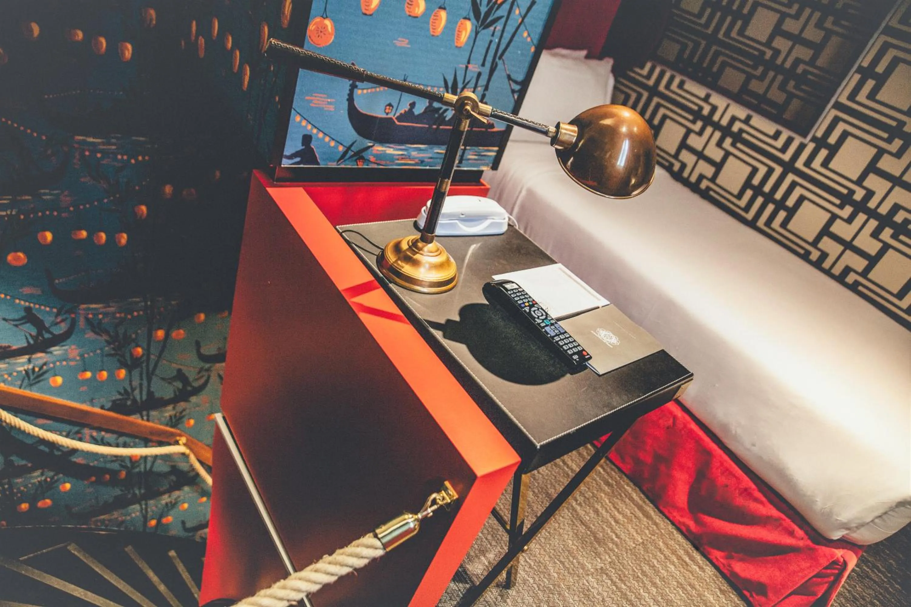 Seating area in Hôtel du Continent