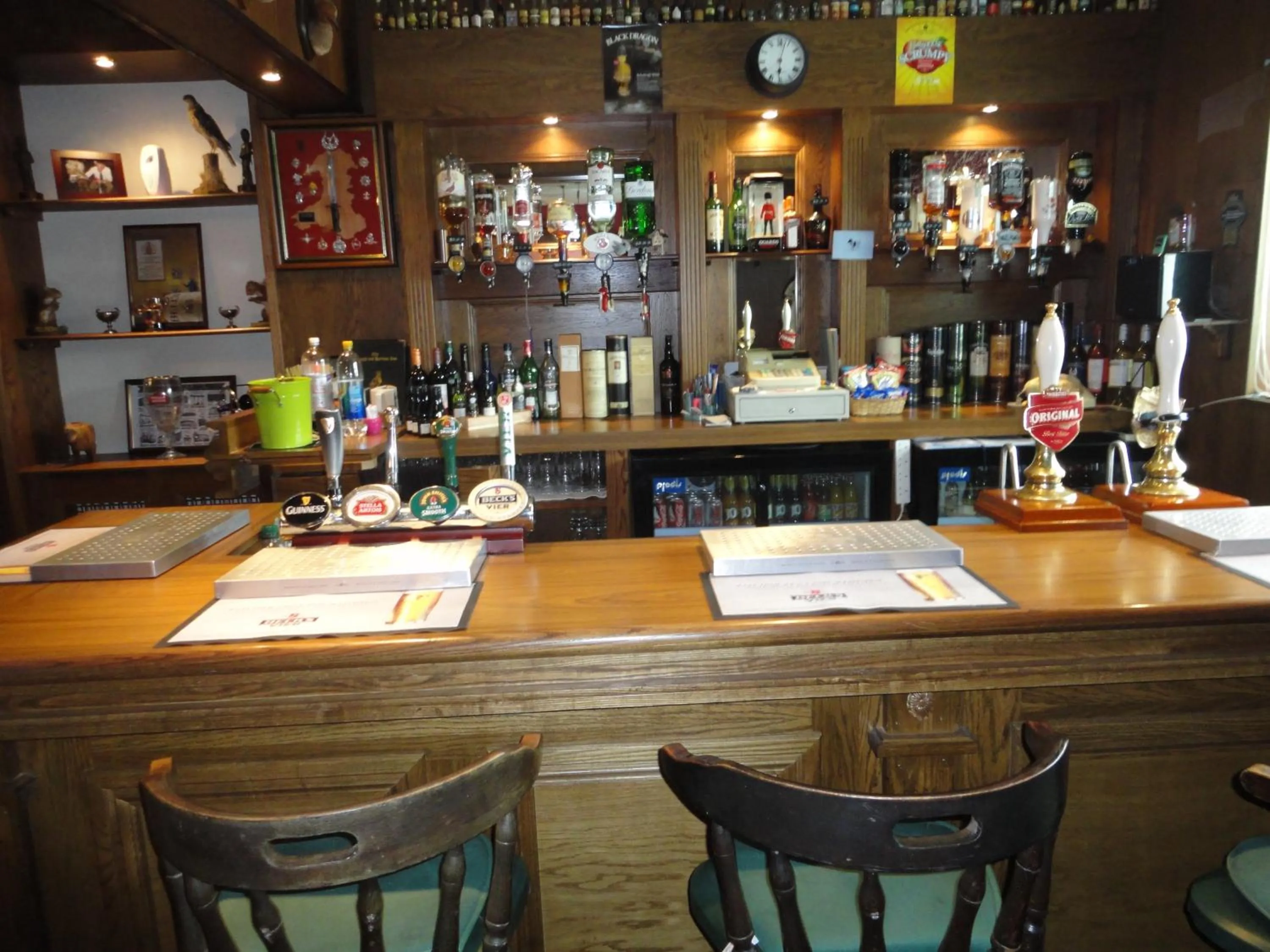 Lounge or bar in Plough and Harrow