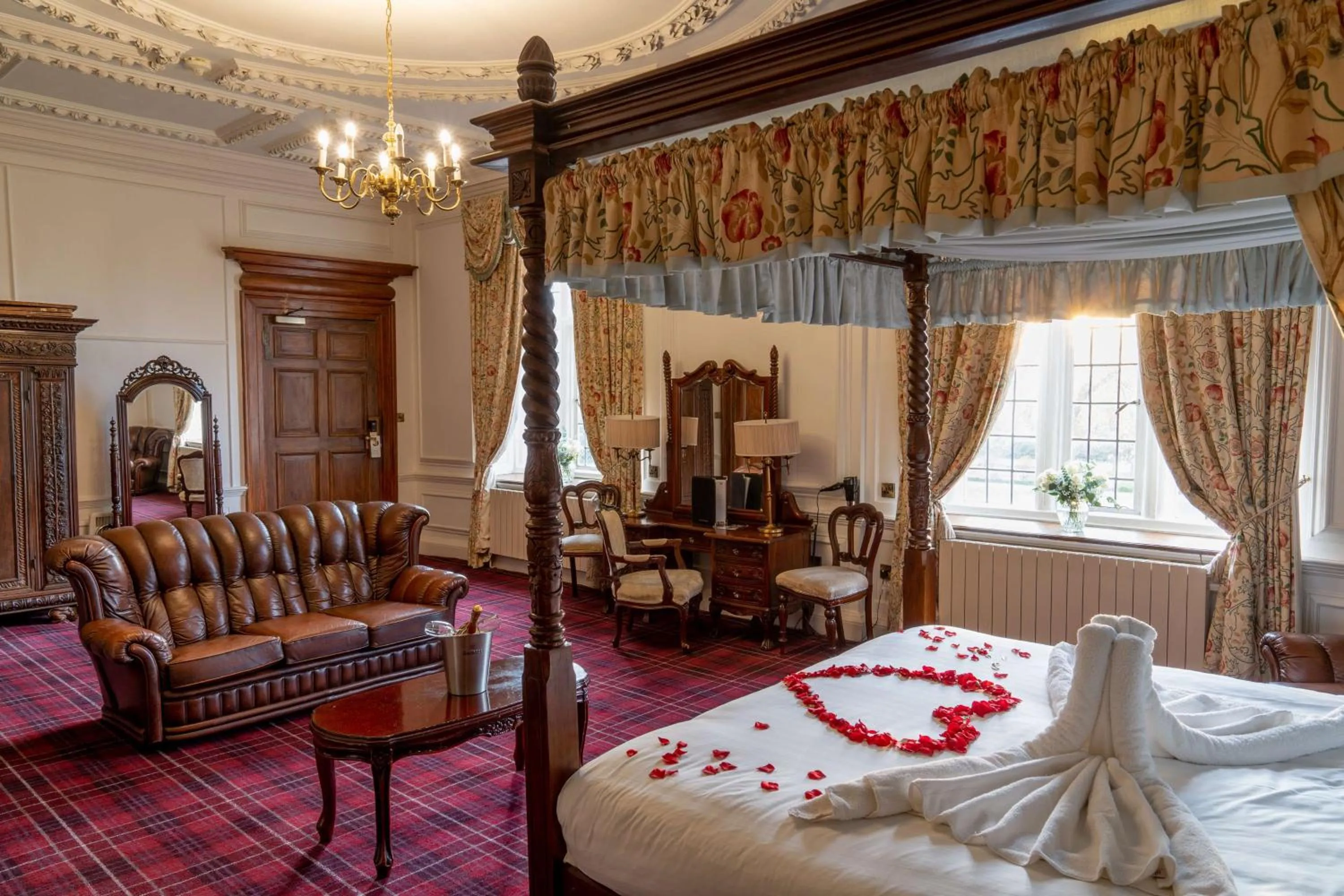 Living room, Bed in Castle Bromwich Hall Hotel, BW Signature Collection by Best Western