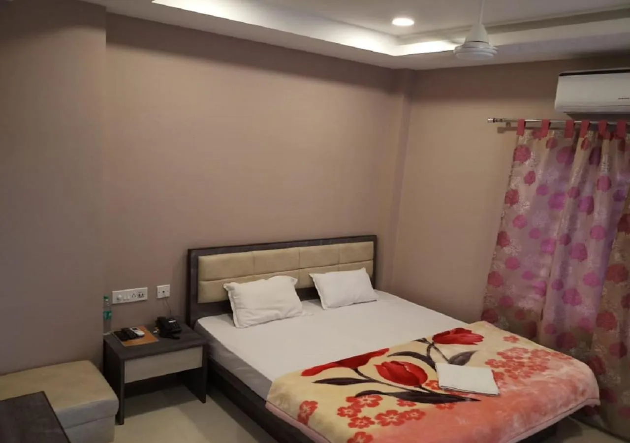 Bed in Hotel Raj Palace