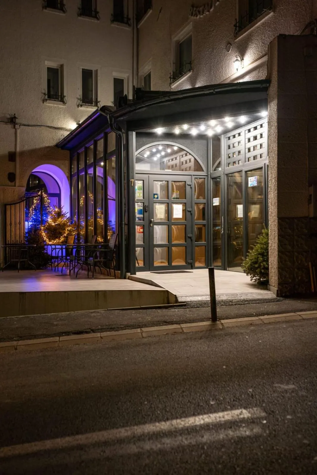 Property building in Hotel Apollonia