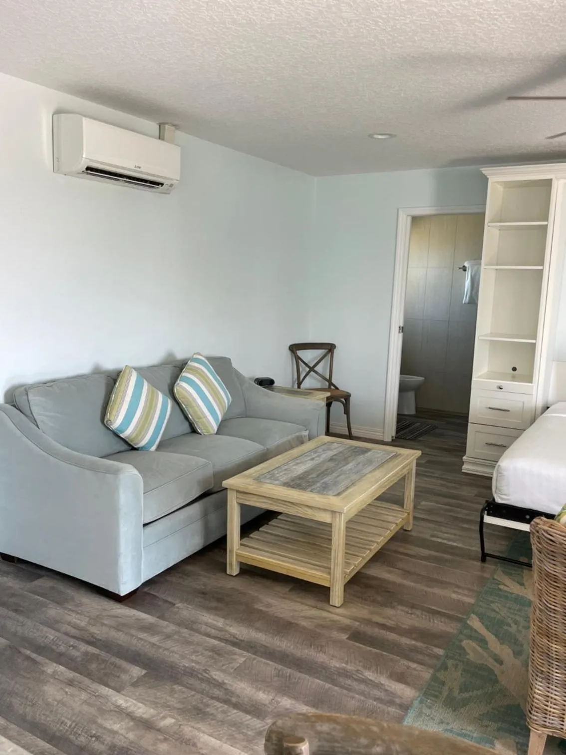 Bed in Lost Inn Paradise