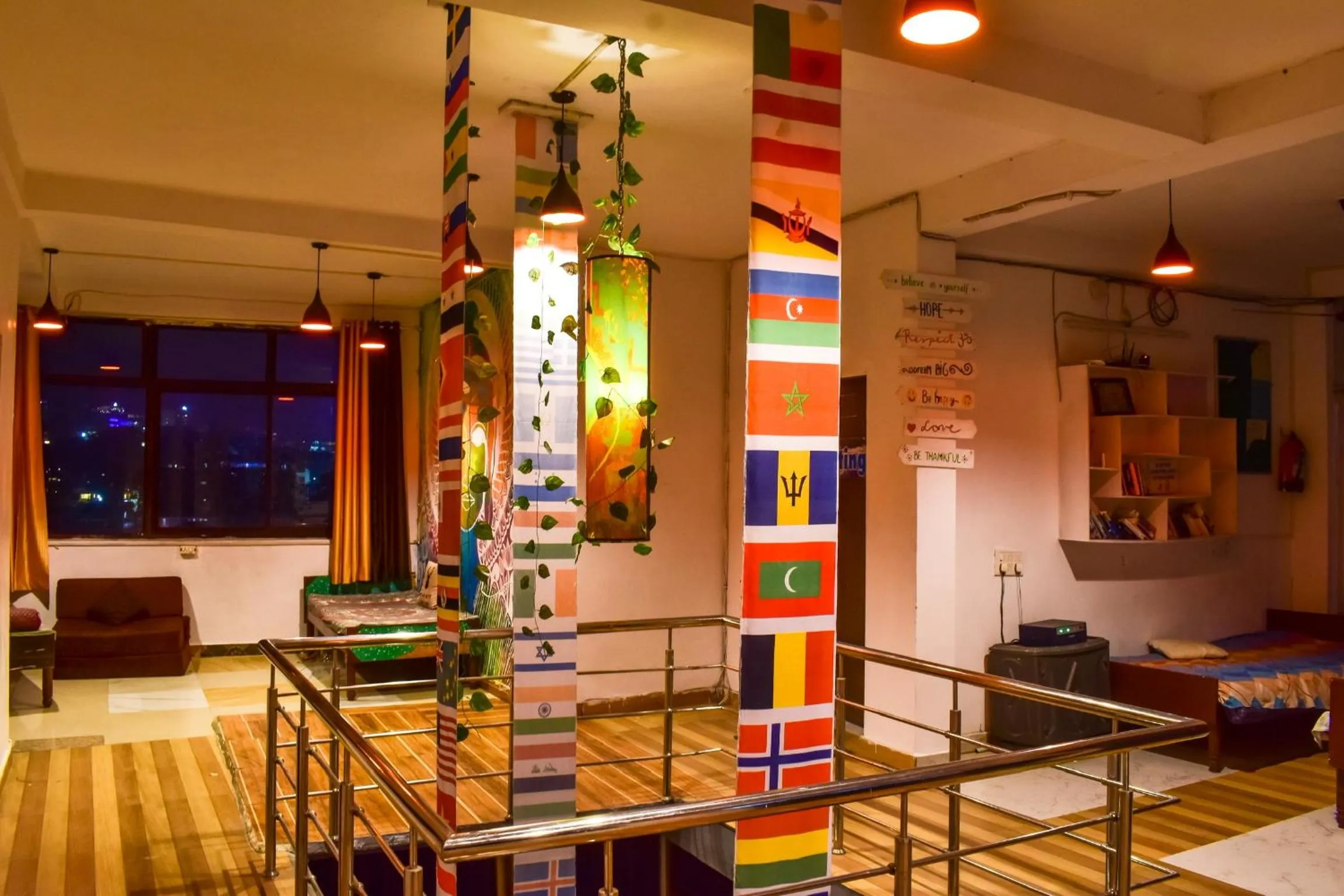 Skyard Hostel Rishikesh Laxman Jhula