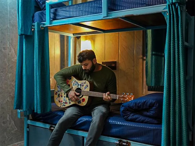 bunk bed in Skyard Hostel Rishikesh Laxman Jhula