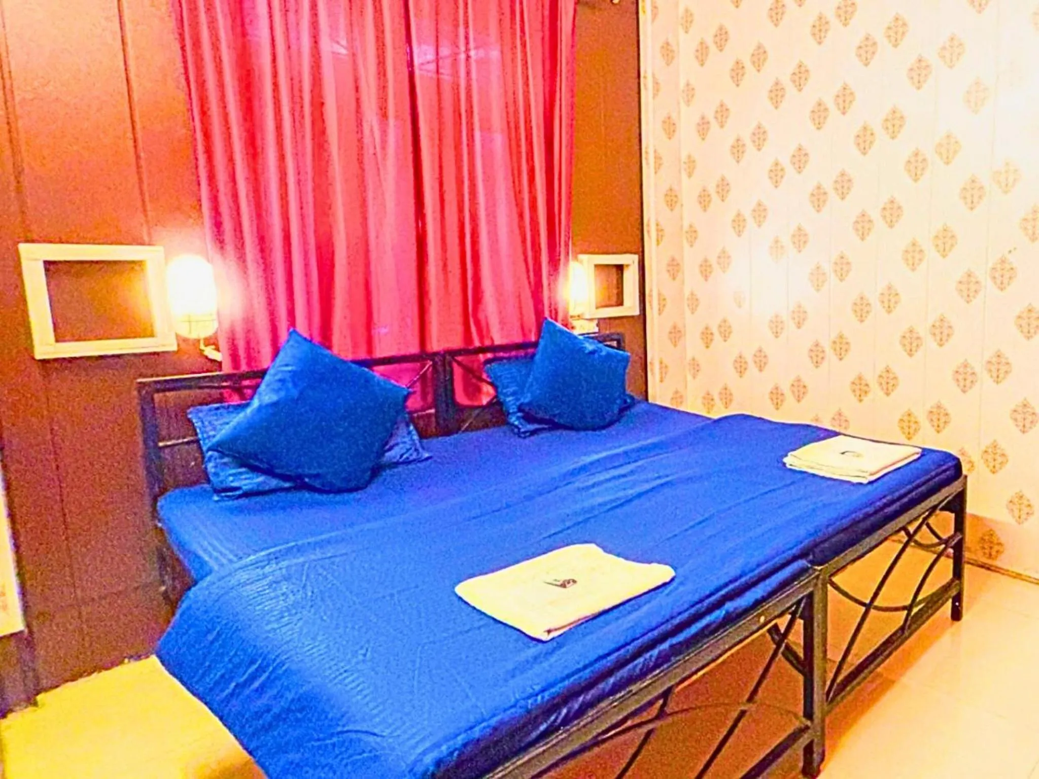 Bed in Skyard Hostel Rishikesh Laxman Jhula
