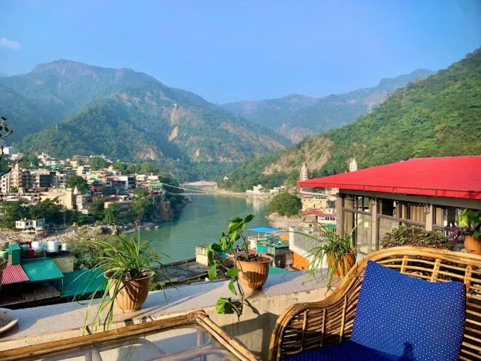 Property building in Skyard Hostel Rishikesh Laxman Jhula