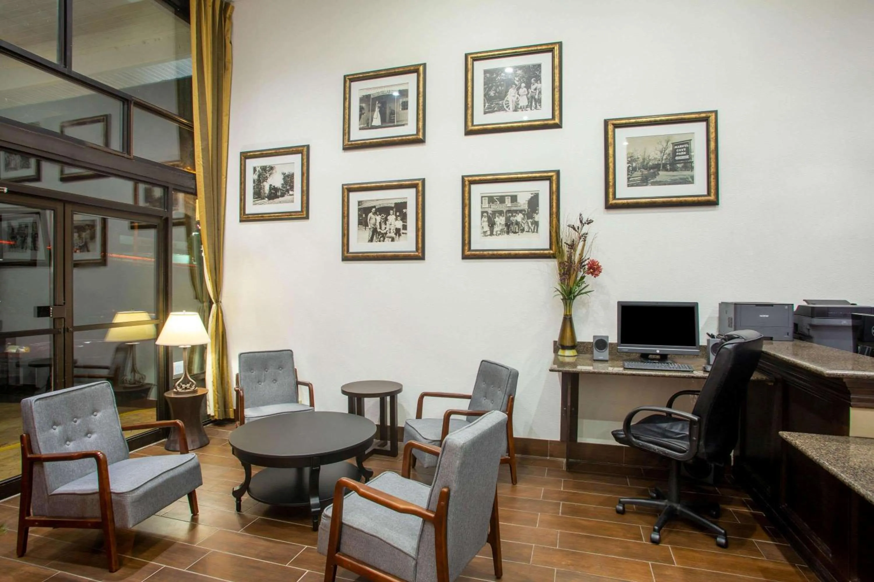 Lobby or reception in Baymont by Wyndham Branson - On the Strip