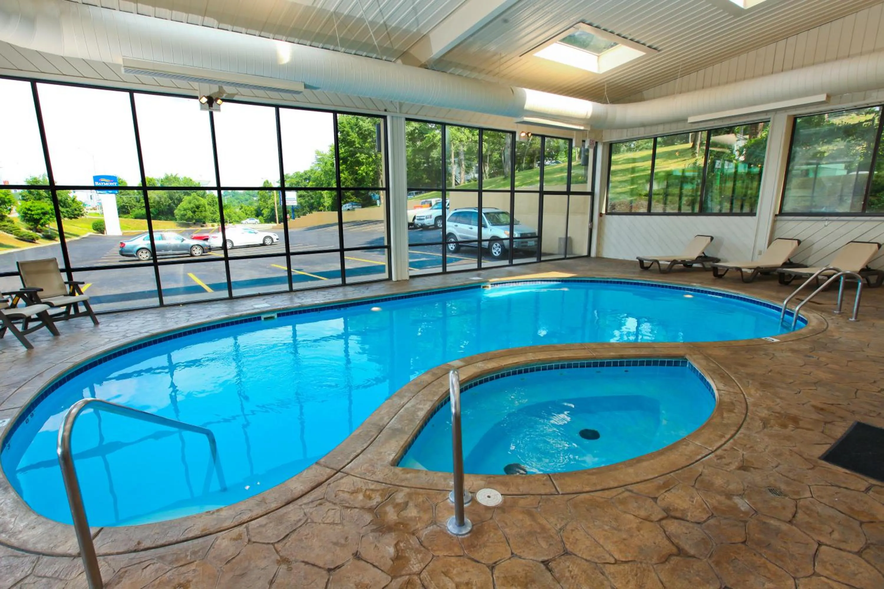 Swimming pool in Baymont by Wyndham Branson - On the Strip