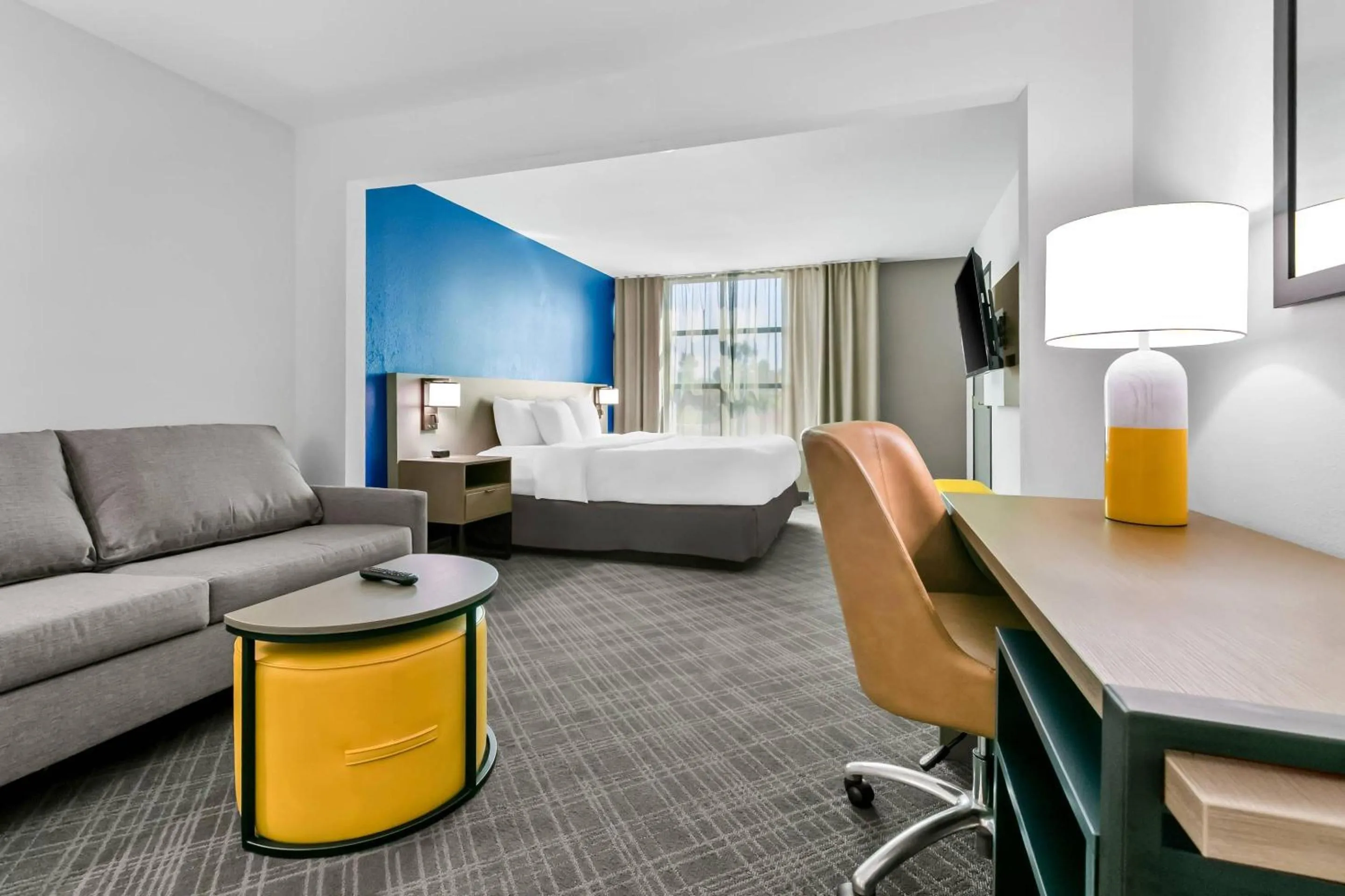 Bedroom, Bed in Comfort Inn & Suites Grand Blanc-Flint