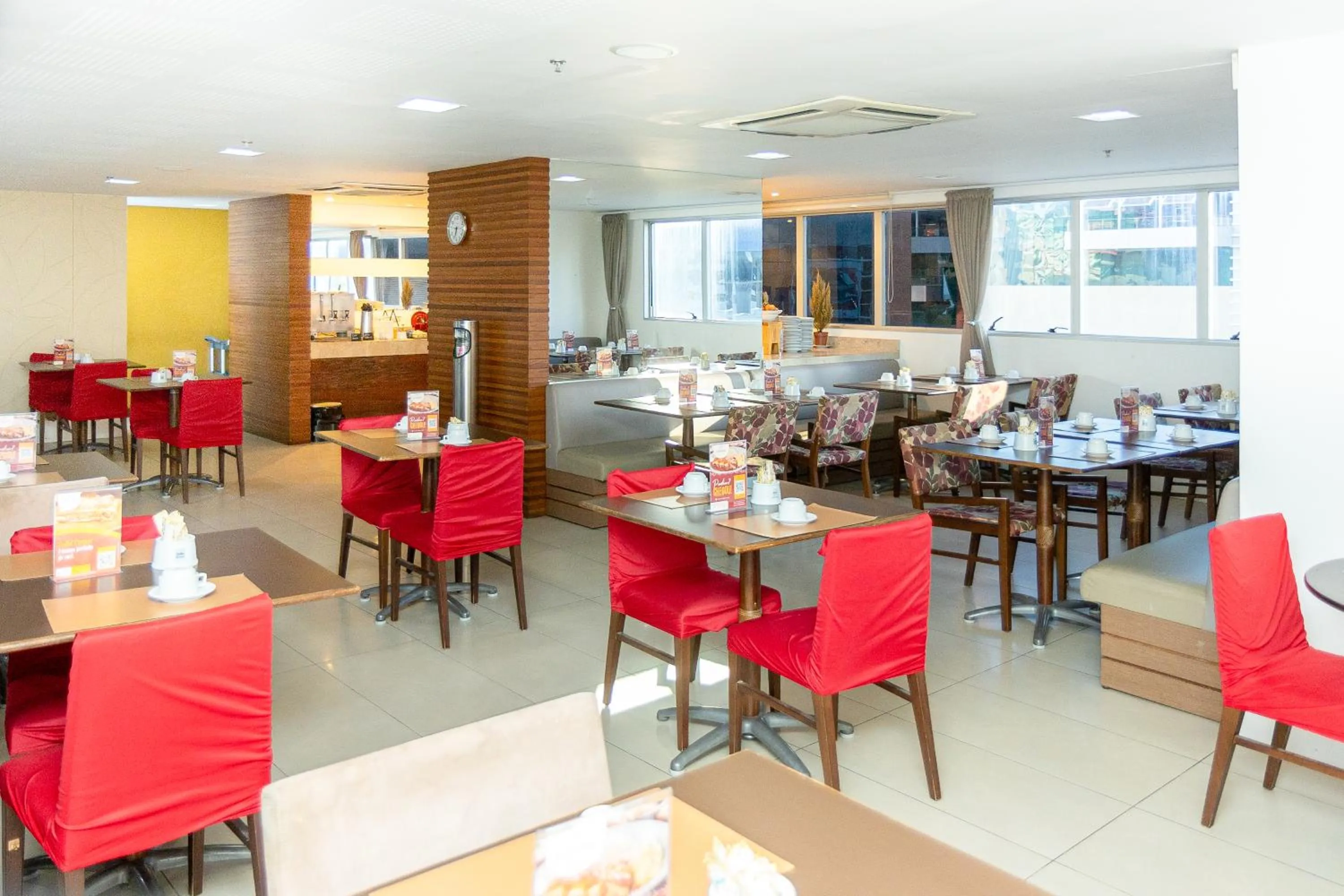 Restaurant/places to eat in Salvador Business & Flat by Avectur