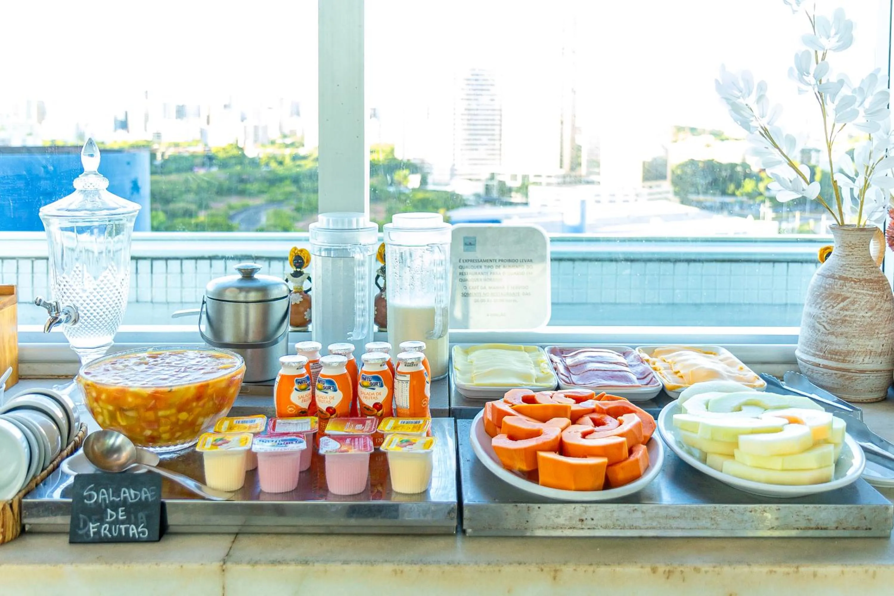 Food in Salvador Business & Flat by Avectur