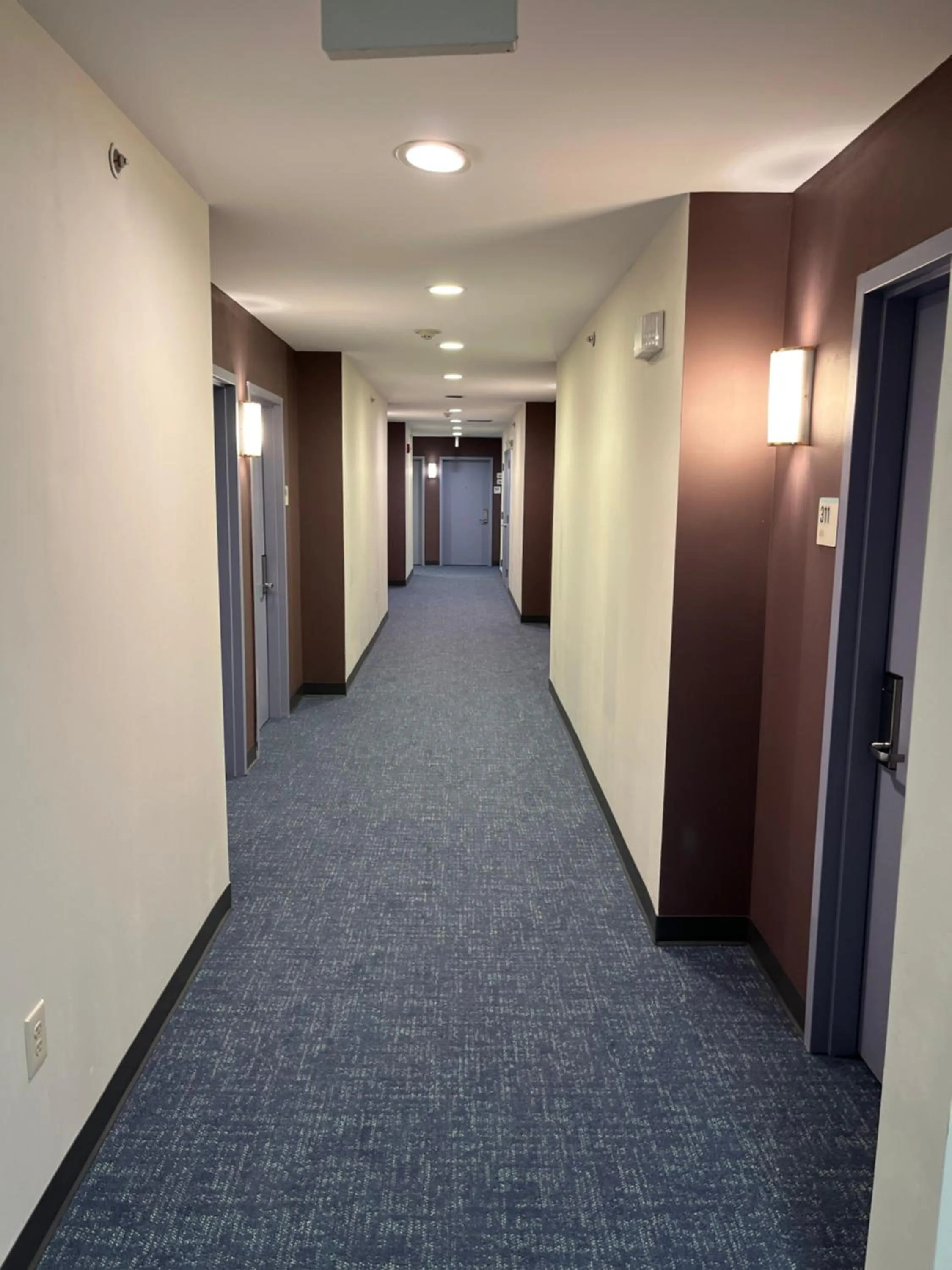 Property building in Tapa Hotel Inn & Suites