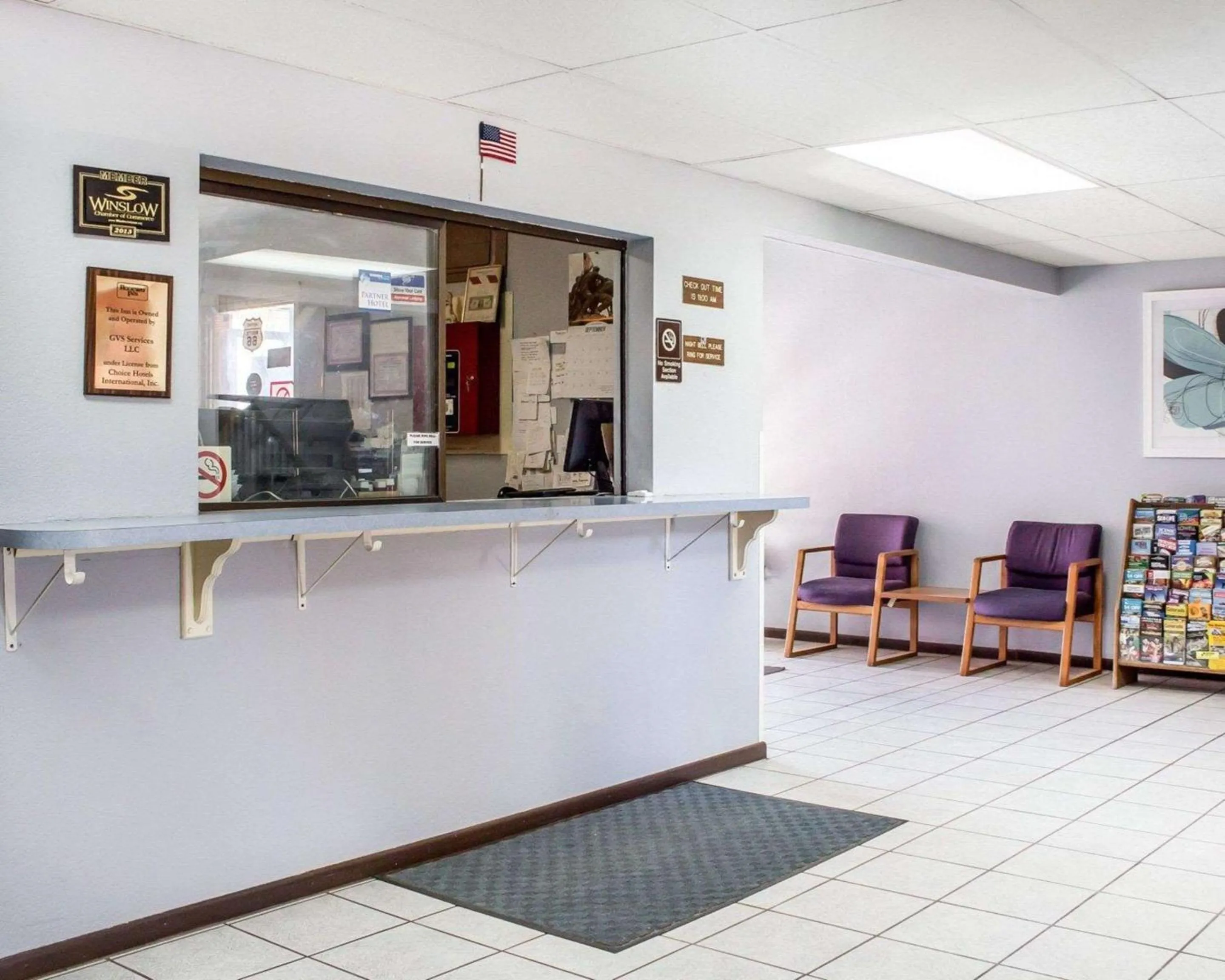 Lobby or reception in Rodeway Inn Winslow I-40