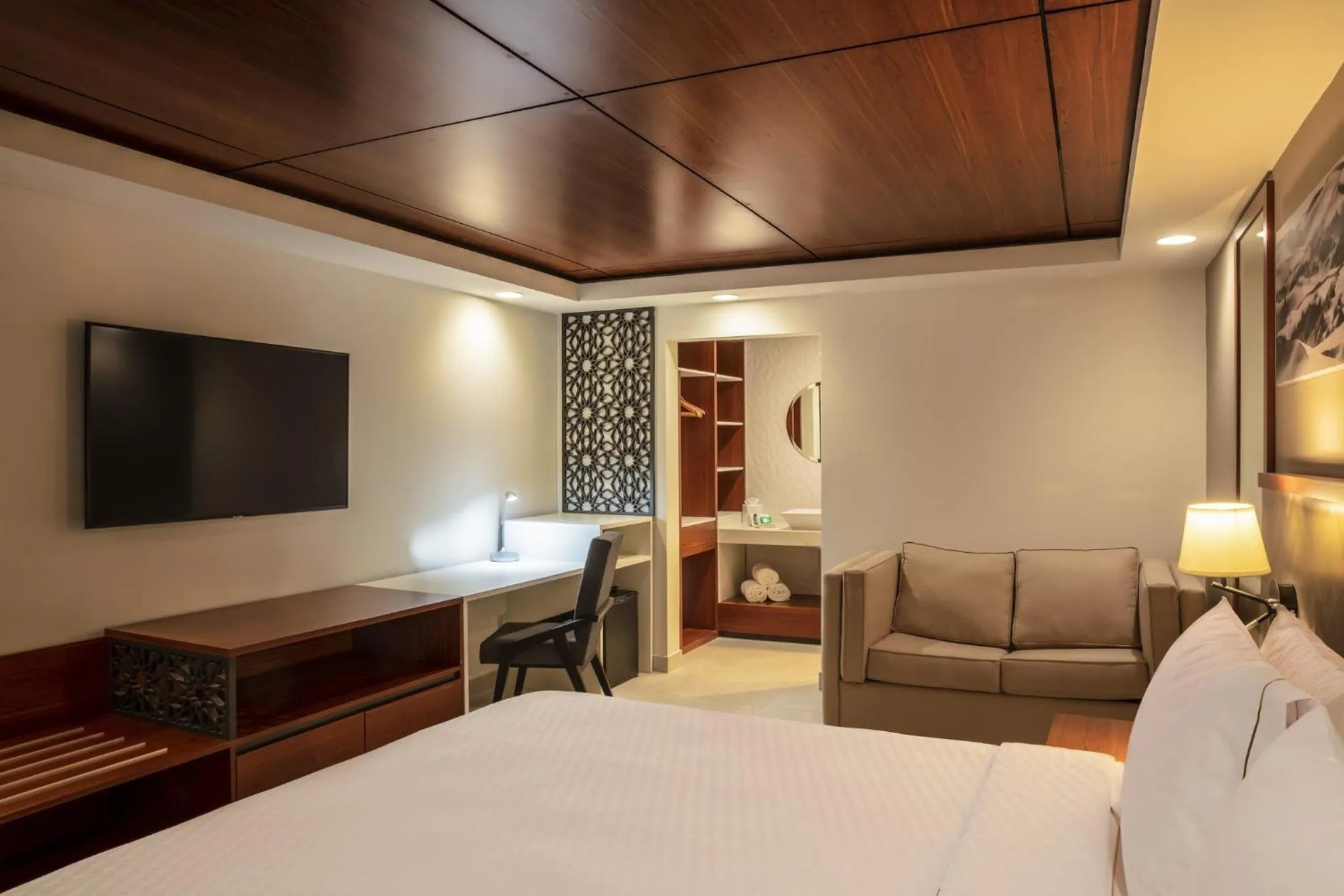 Photo of the whole room, Bed in Gamma Ciudad Juarez