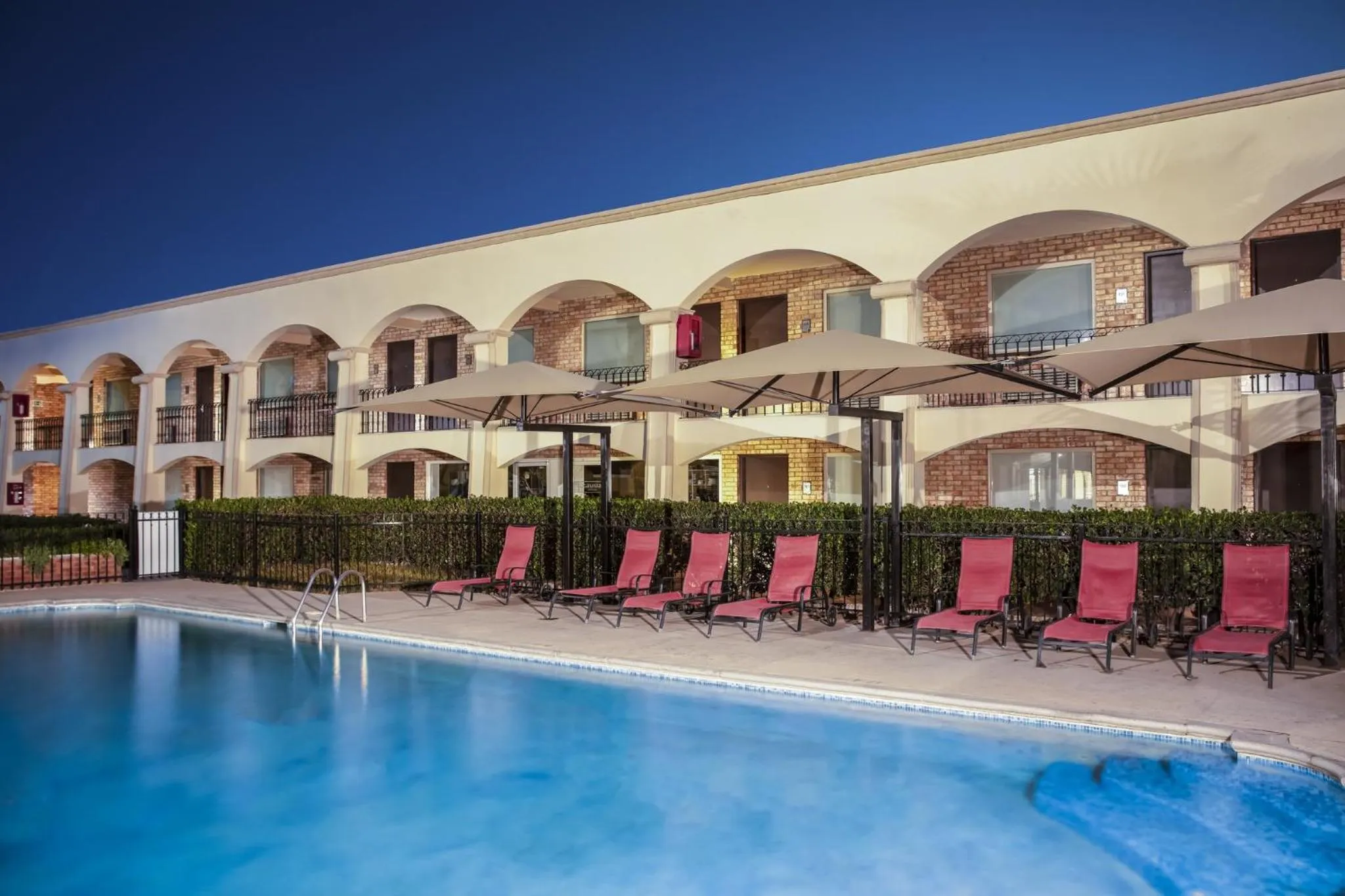 Swimming pool in Gamma Ciudad Juarez