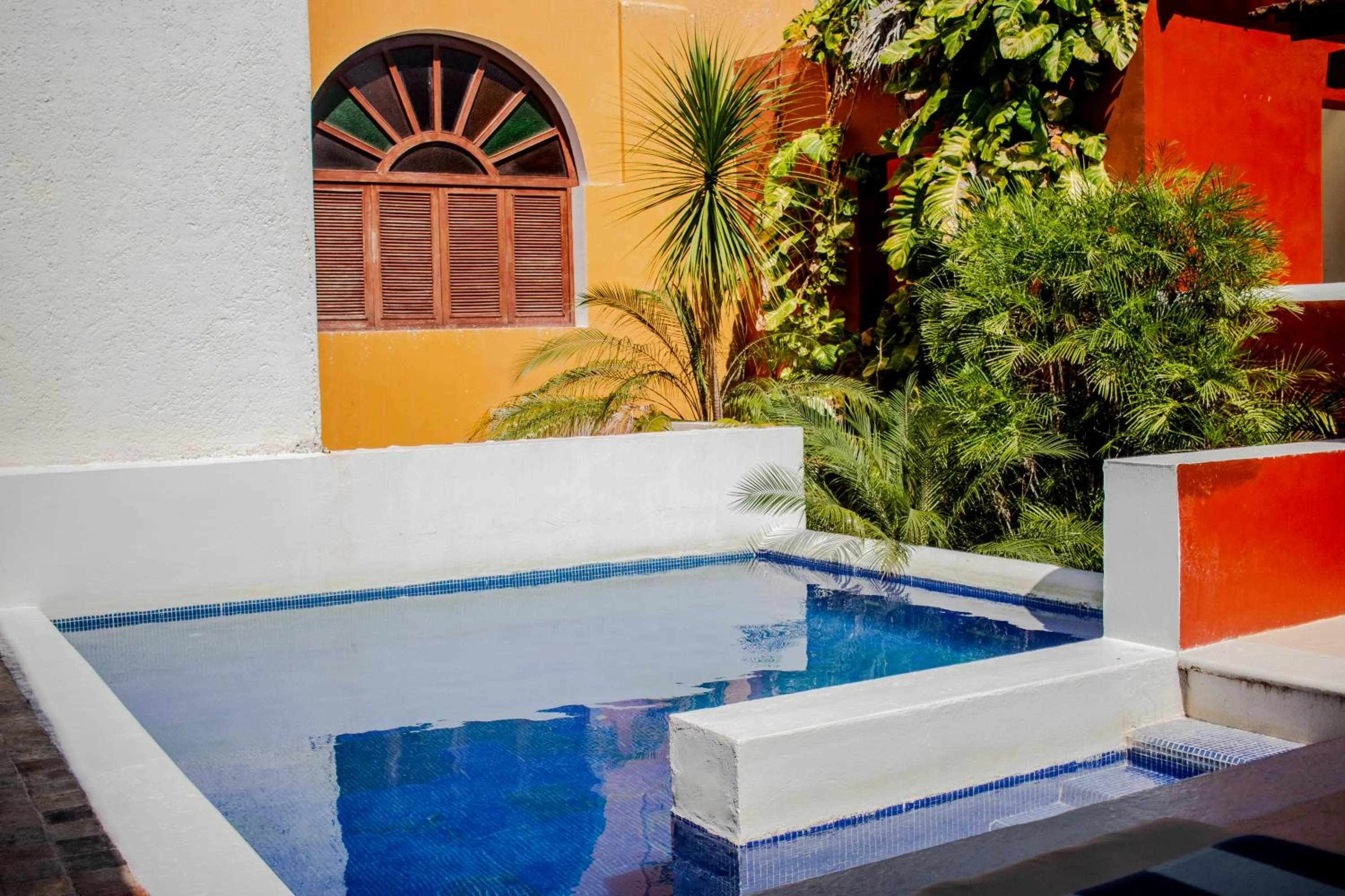 Swimming pool in Hotel Boutique Casa Don Gustavo, Campeche