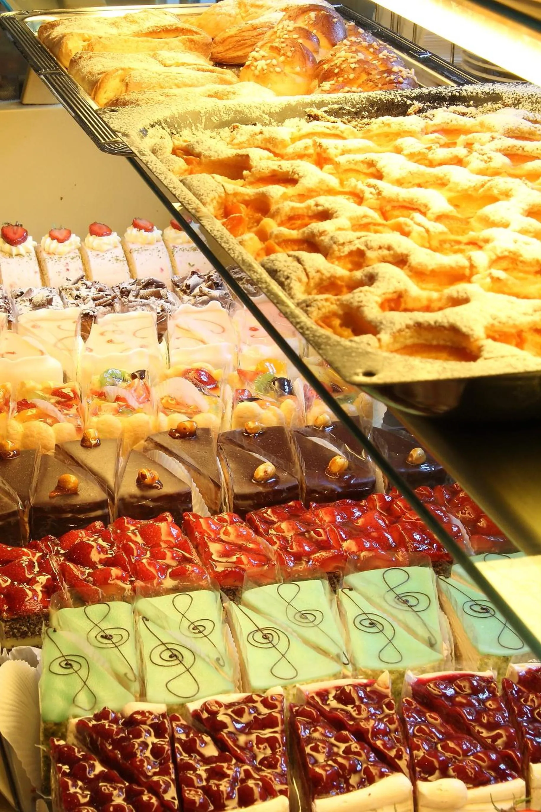 Food and drinks in Oldtimer Motorhotel Guntramsdorf