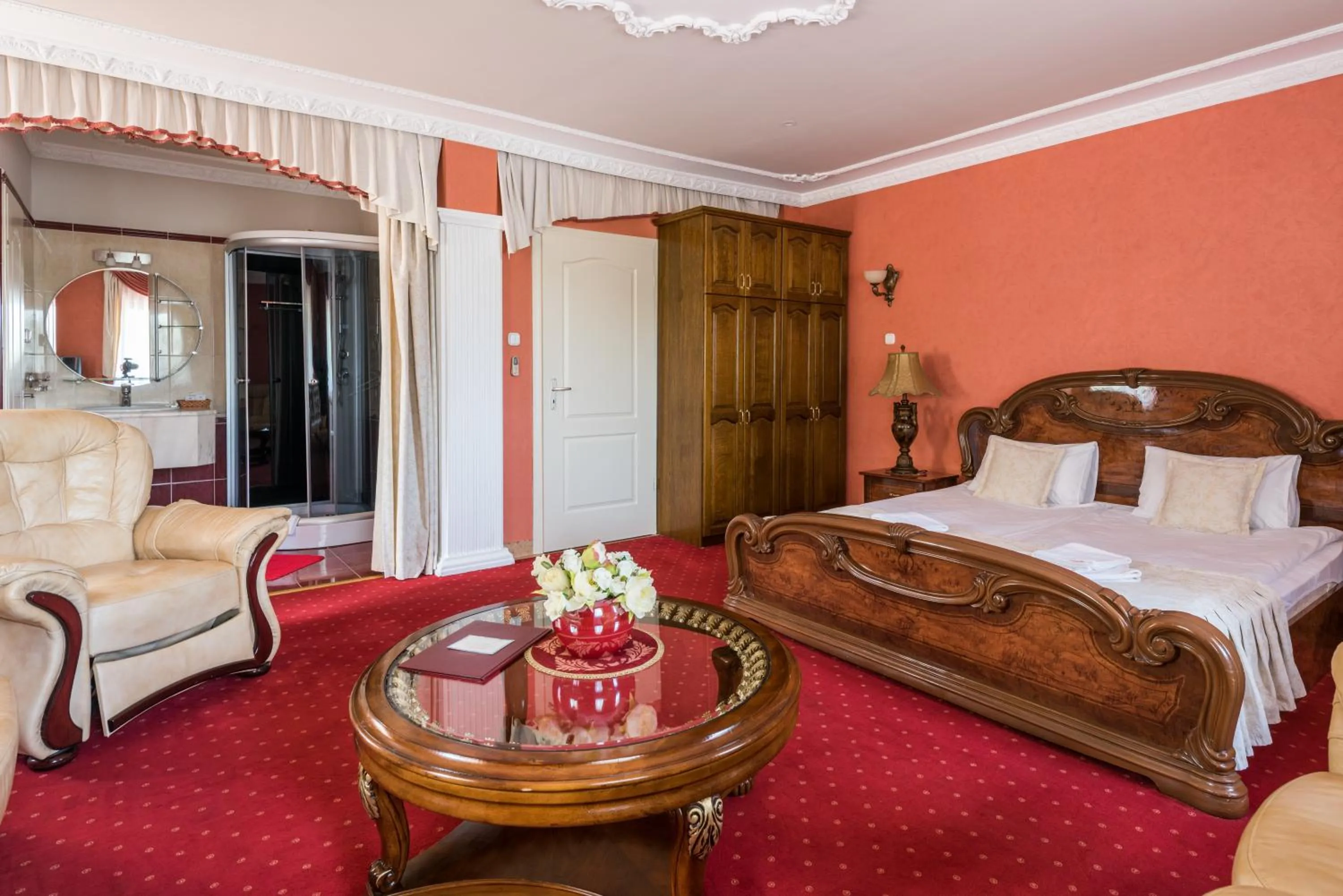 Bedroom, Bed in Hotel Bíbic és Tüskevár Étterem és Horgásztó