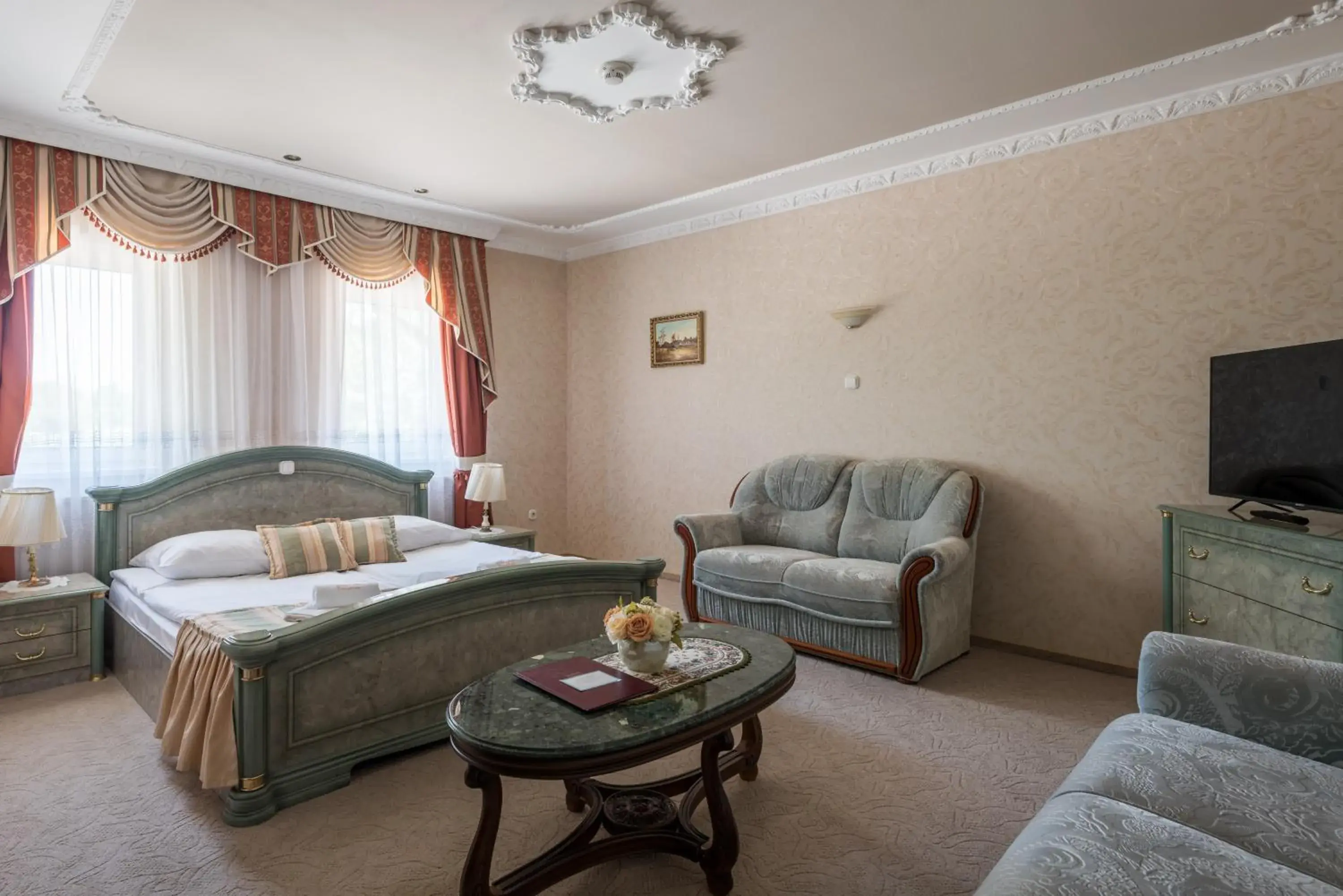 Deluxe Double Room - Building A in Hotel Bíbic és Tüskevár Étterem és Horgásztó Deluxe Double Room - Building A in Hotel Bíbic és Tüskevár Étterem és Horgásztó