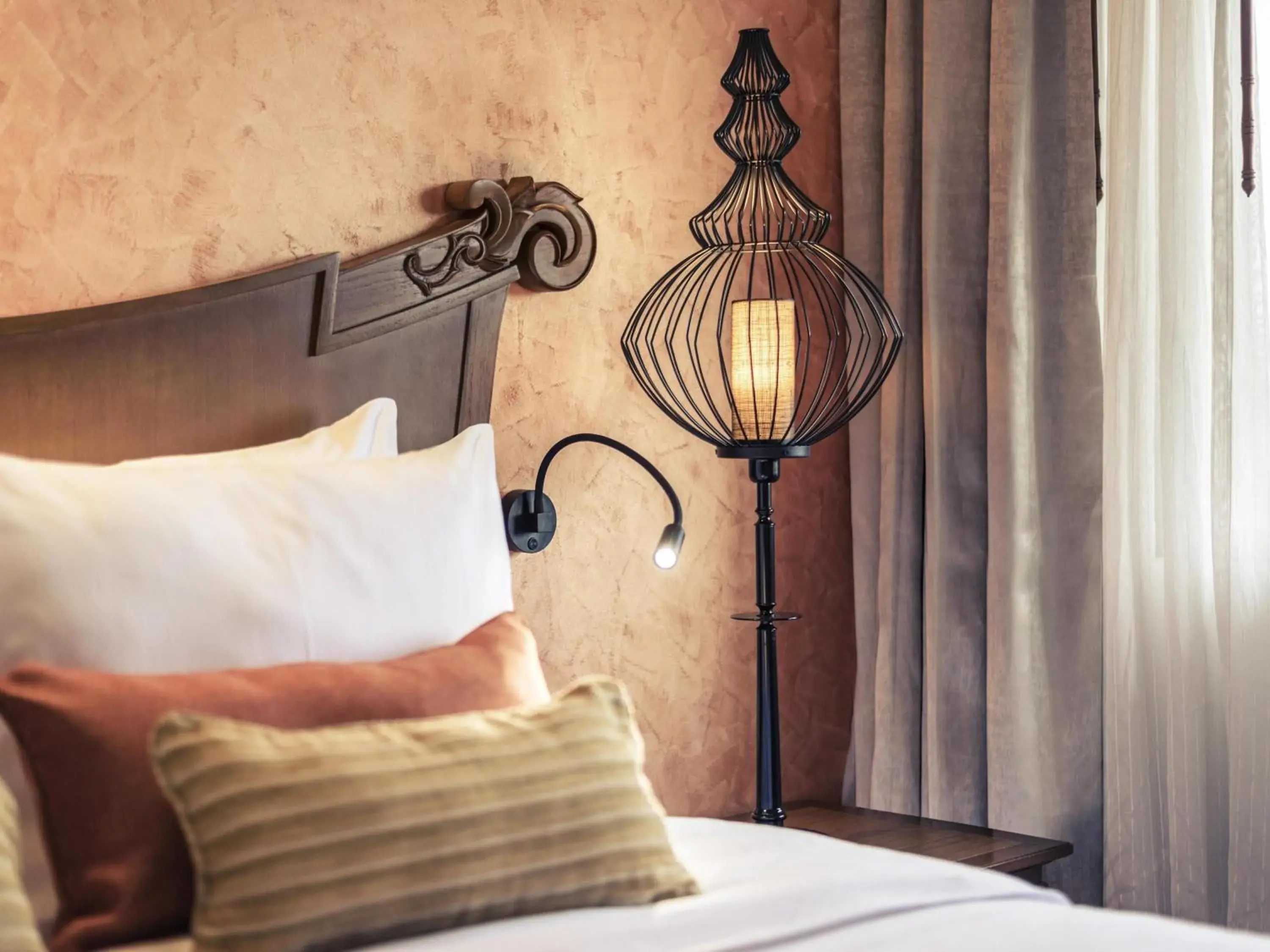 One-Bedroom Deluxe Suite Apartment with Balcony in Mercure Yangon Kaba Aye One-Bedroom Deluxe Suite Apartment with Balcony in Mercure Yangon Kaba Aye