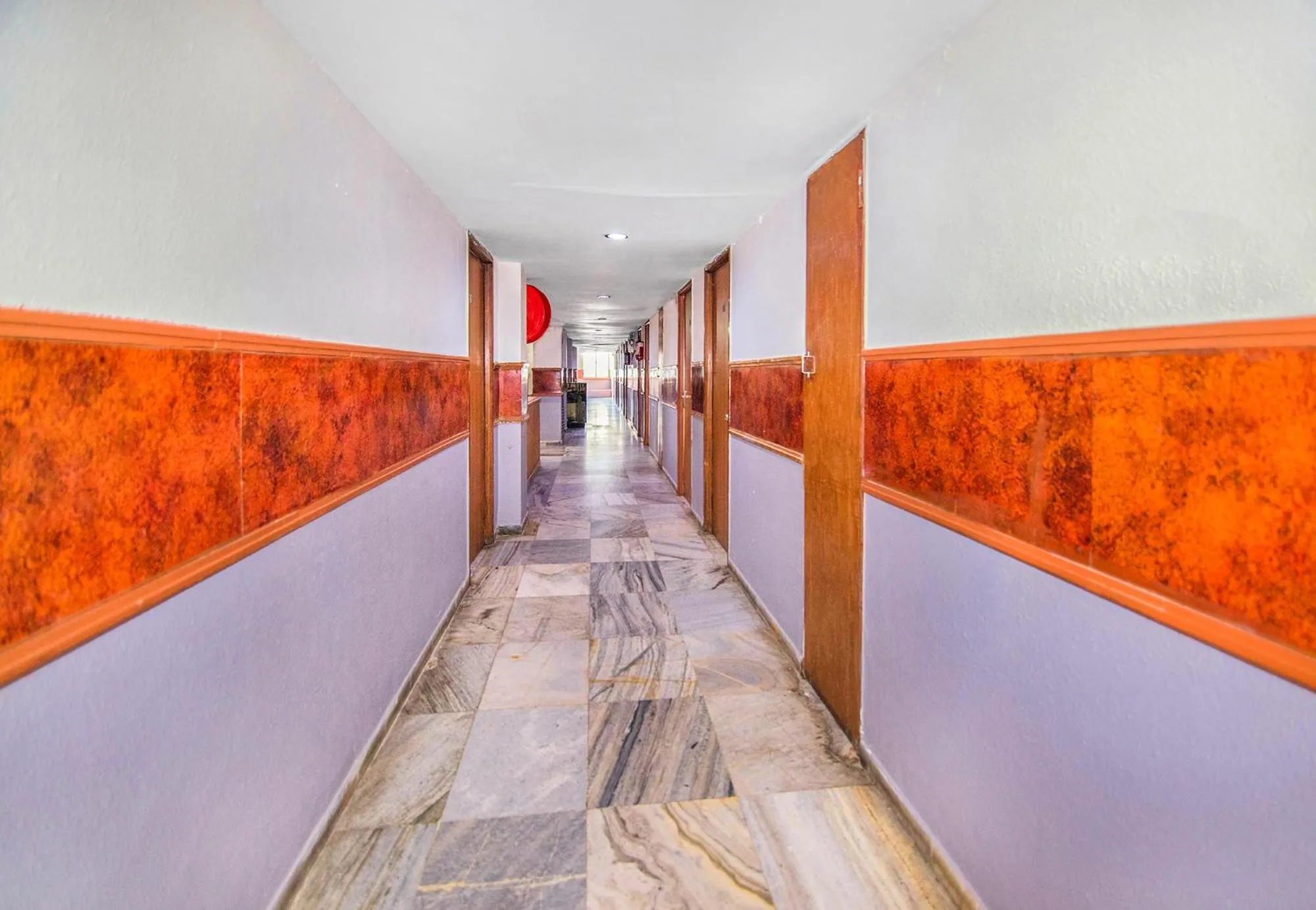 Lobby or reception in FabExpress Picnic Plaza Mylapore